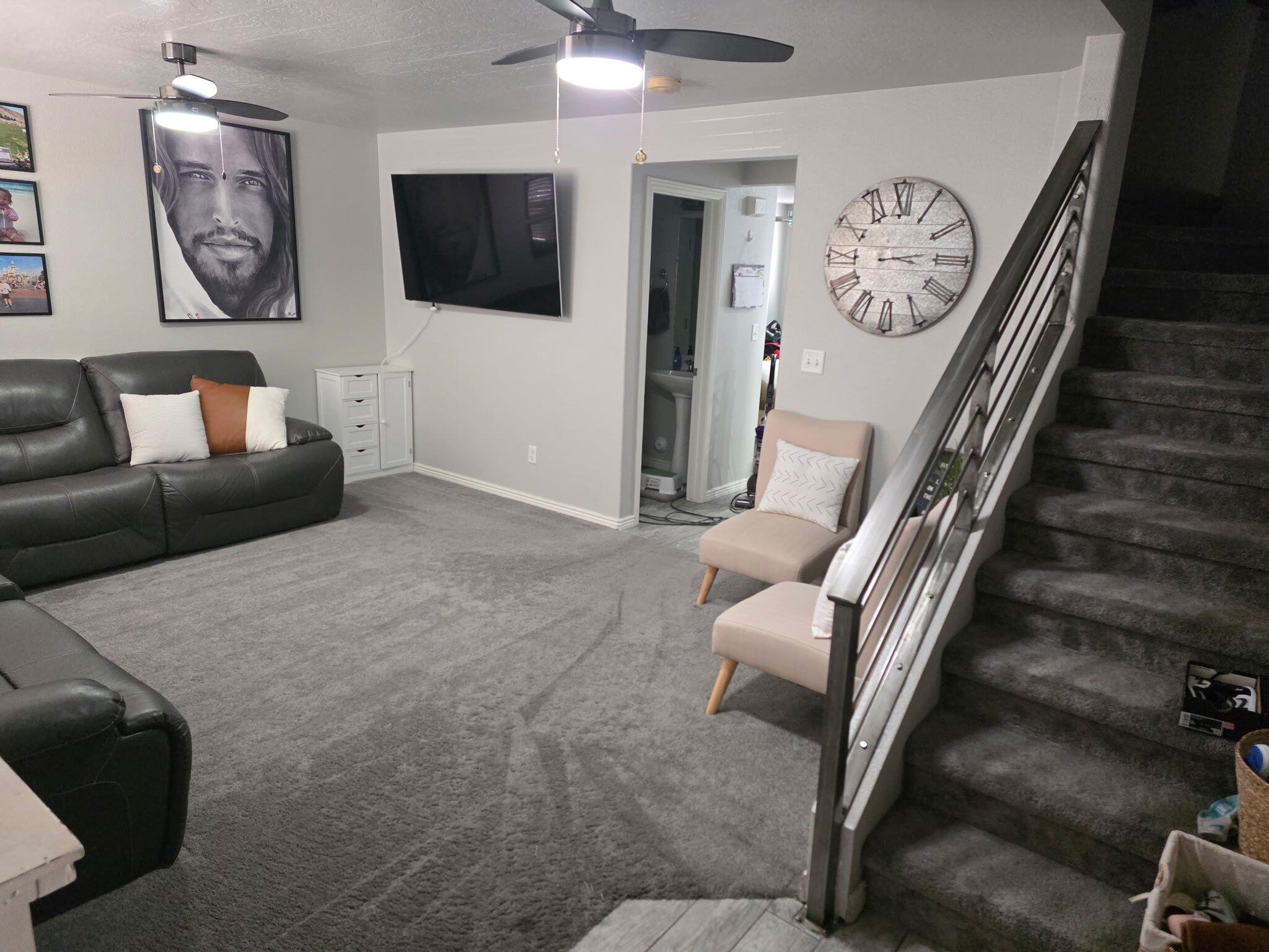 HIDDEN VALLEY TOWN HOMES - Residential