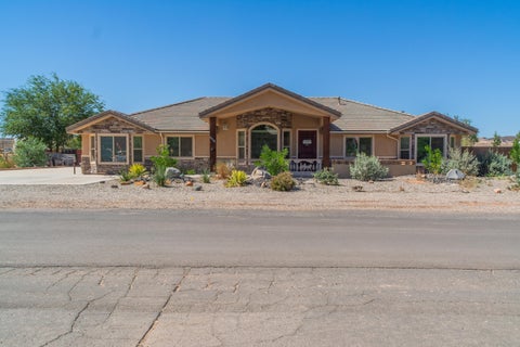 Photo of 1216 S 920 W, Hurricane, UT 84737 (MLS # 26-276729)
