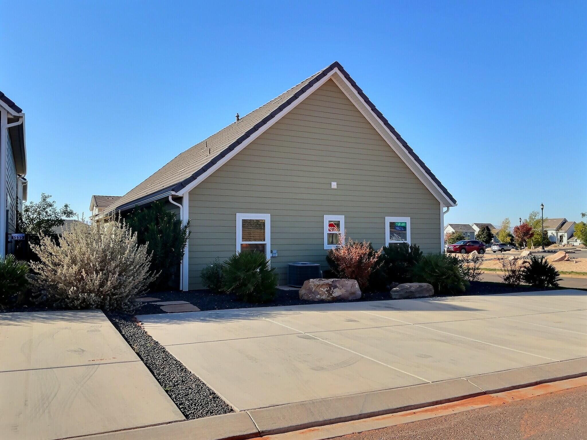 STUCKI FARMS - Residential