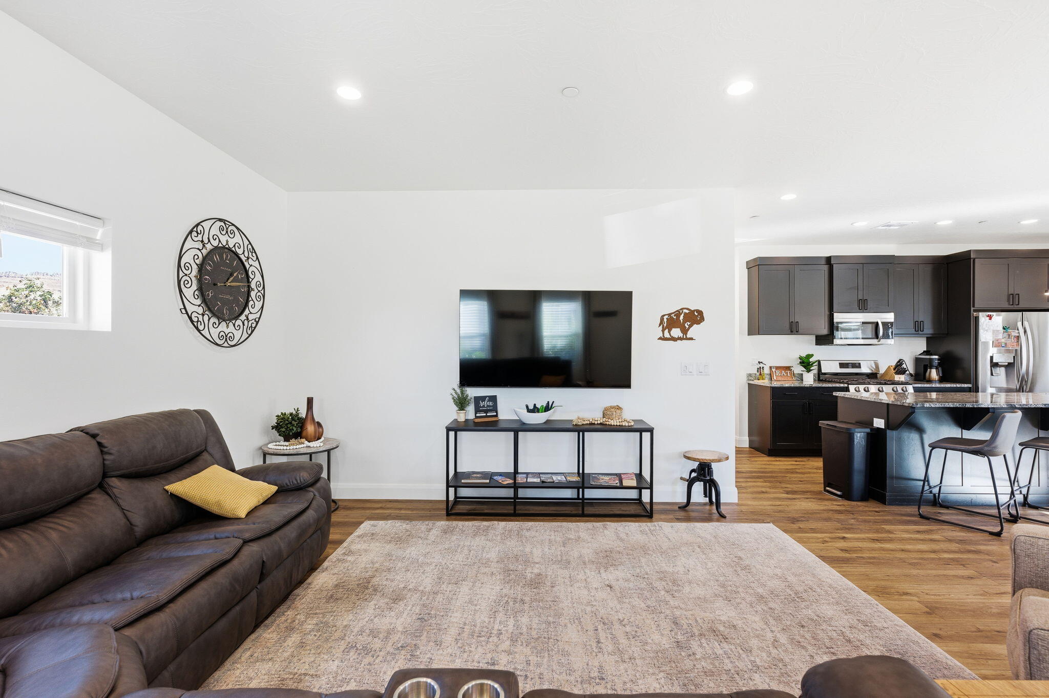 STUCKI FARMS - Residential