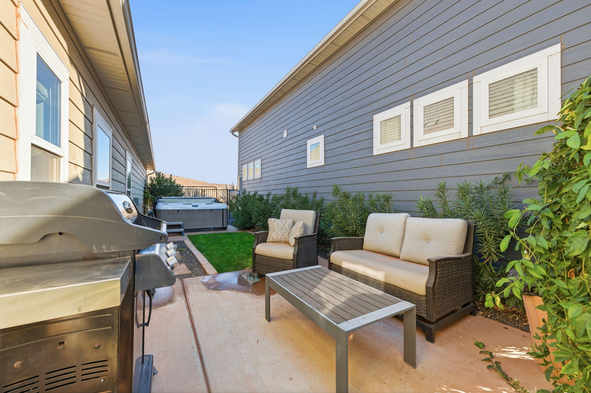 STUCKI FARMS - Residential