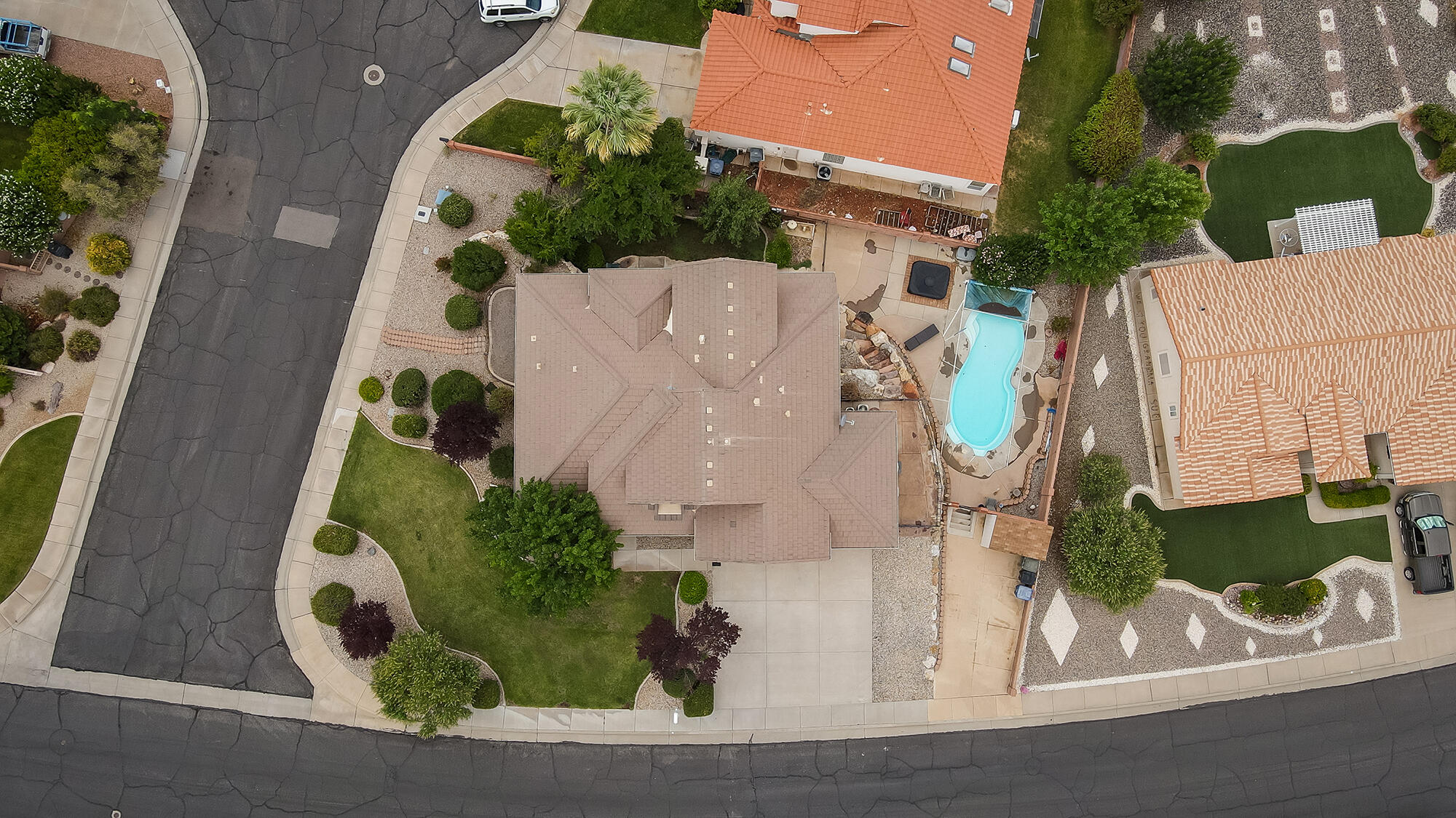 BLOOMINGTON LANE - Residential