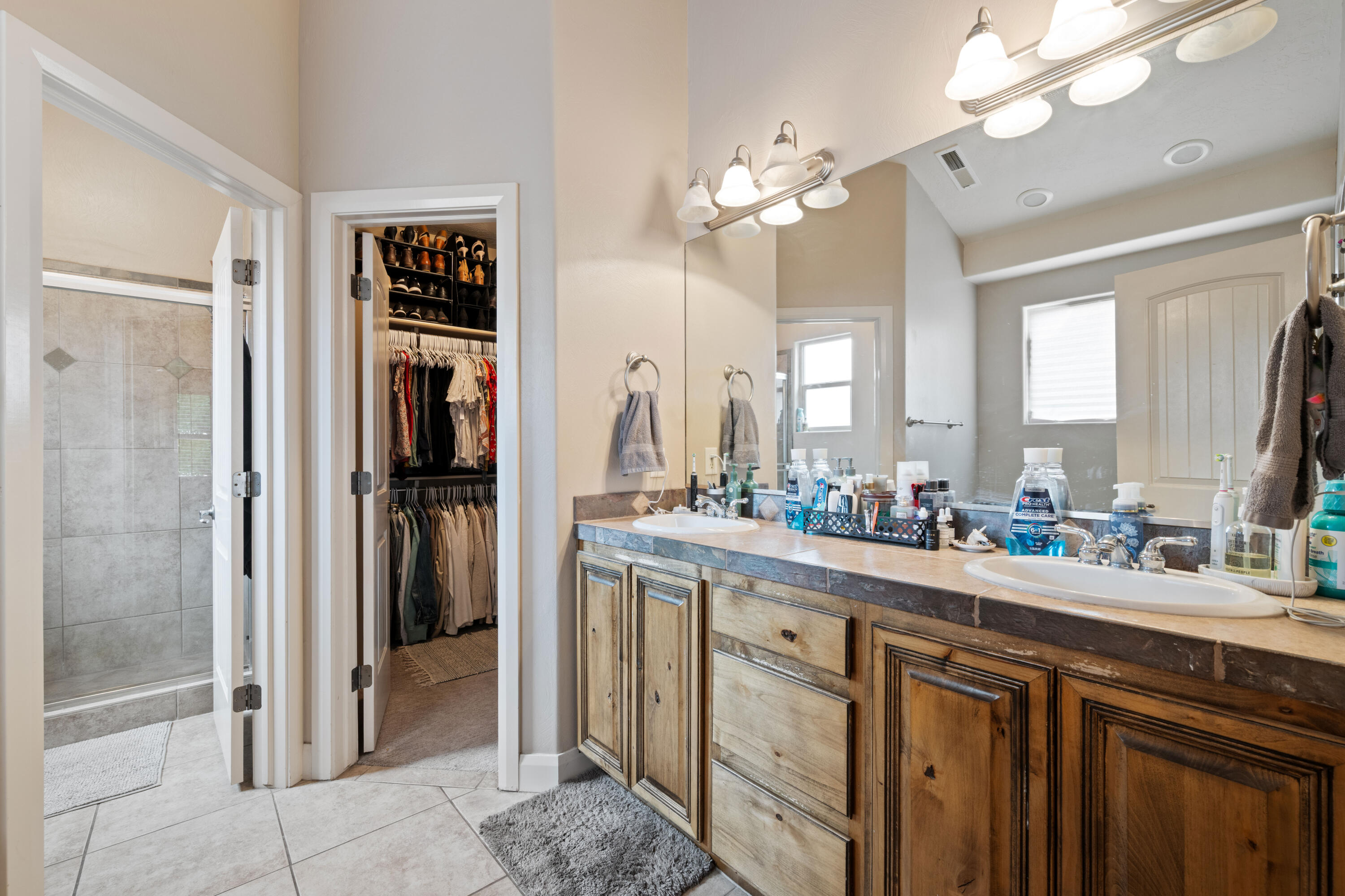 BLOOMINGTON LANE - Residential