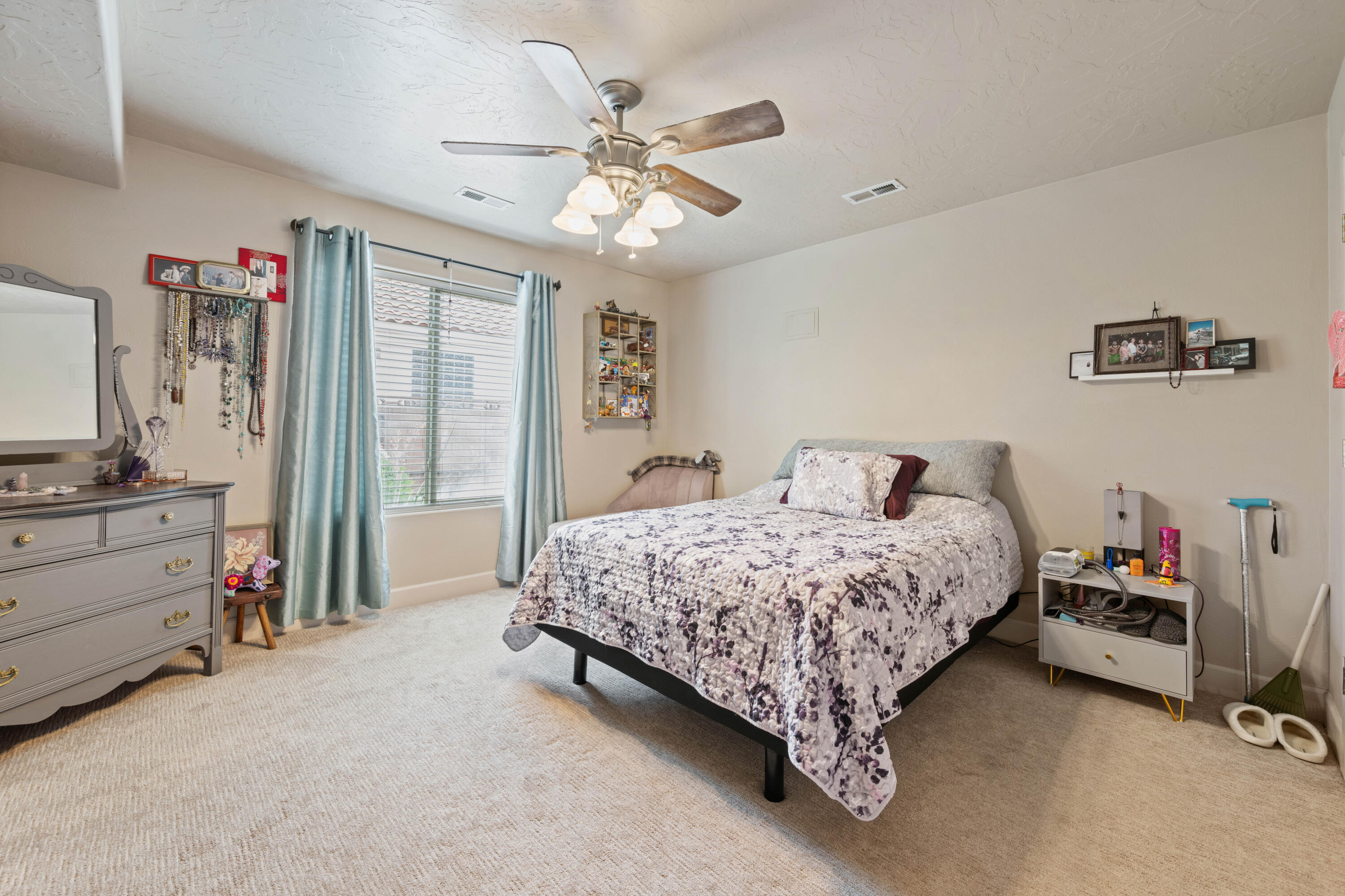 BLOOMINGTON LANE - Residential