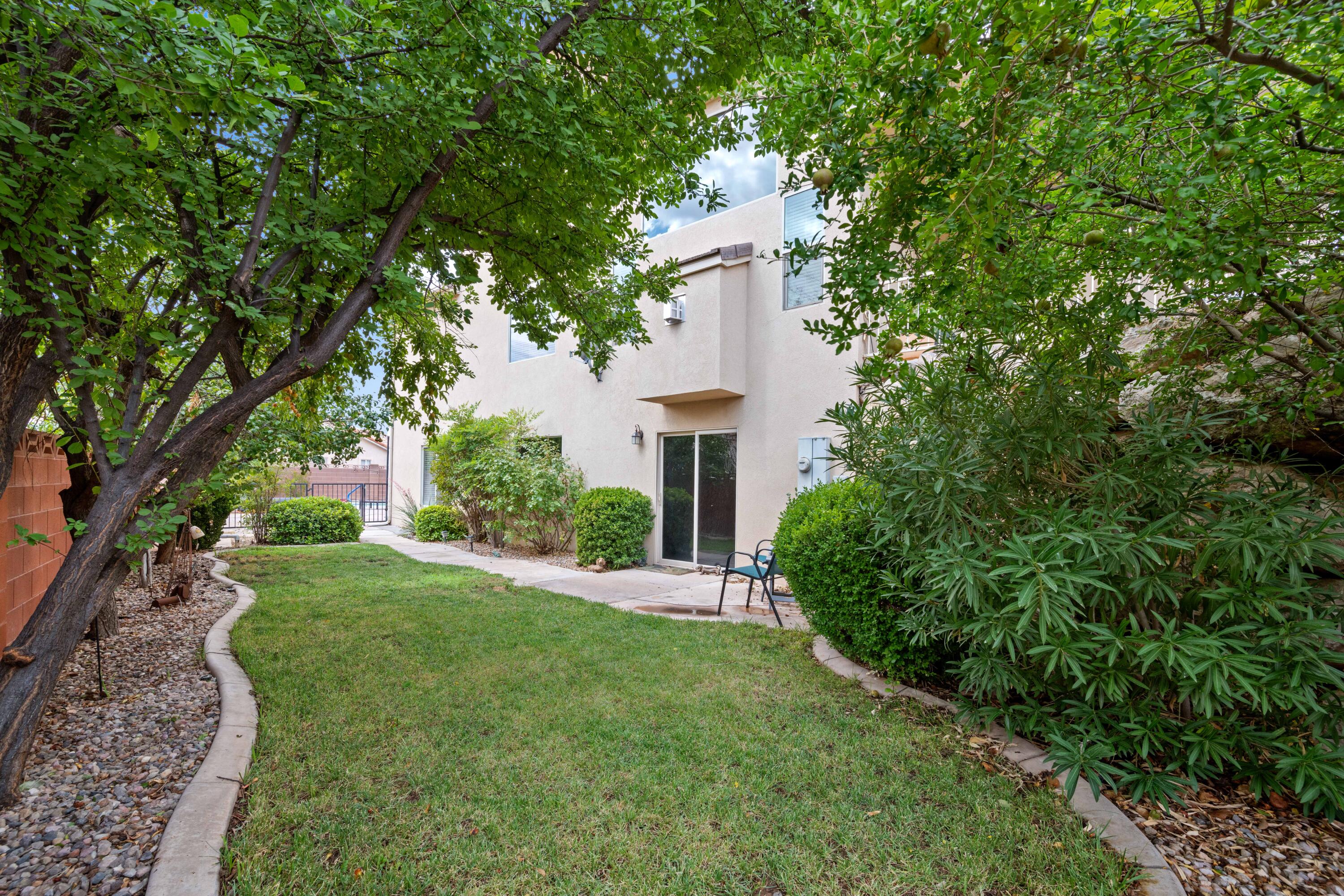 BLOOMINGTON LANE - Residential