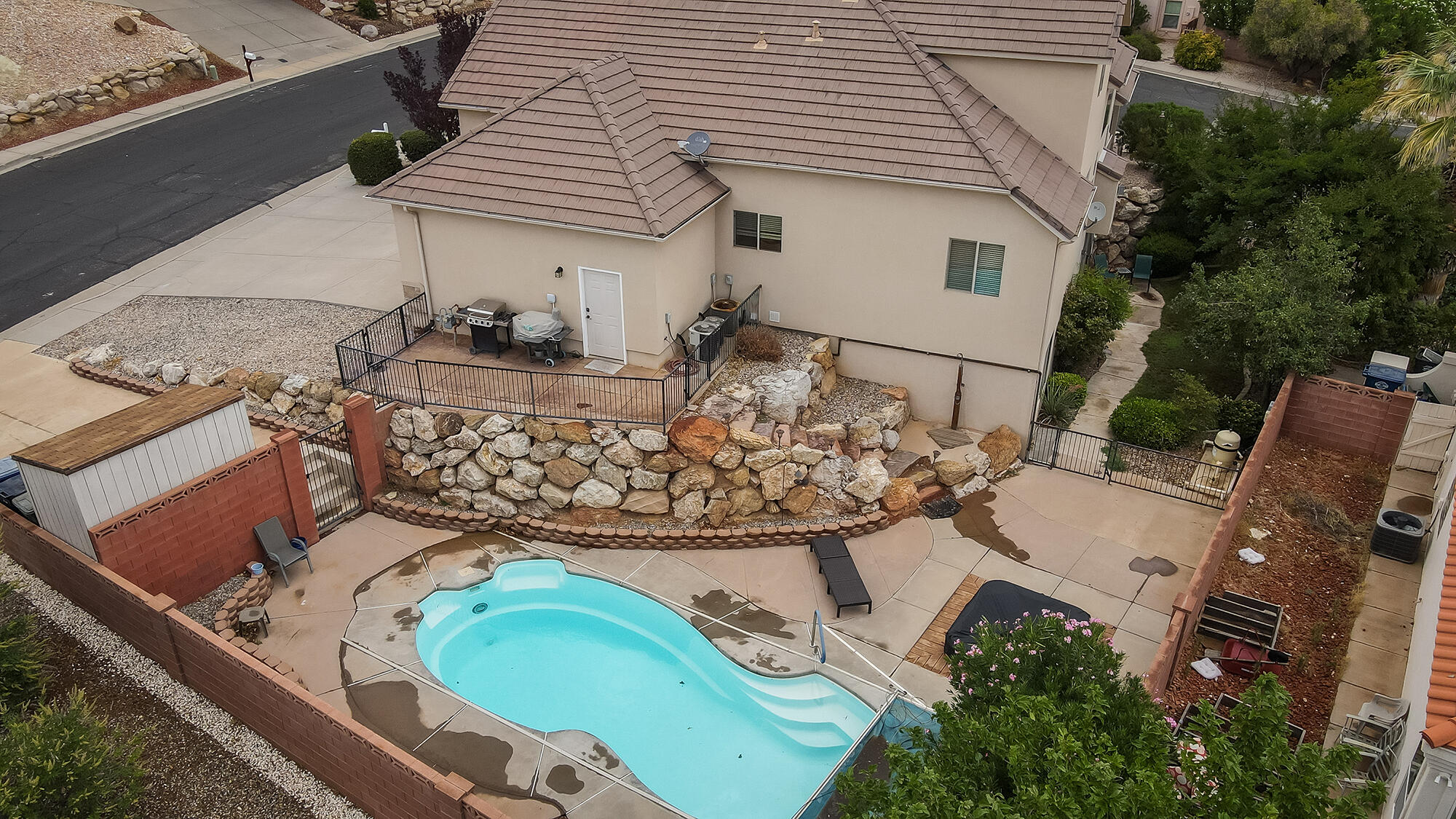 BLOOMINGTON LANE - Residential