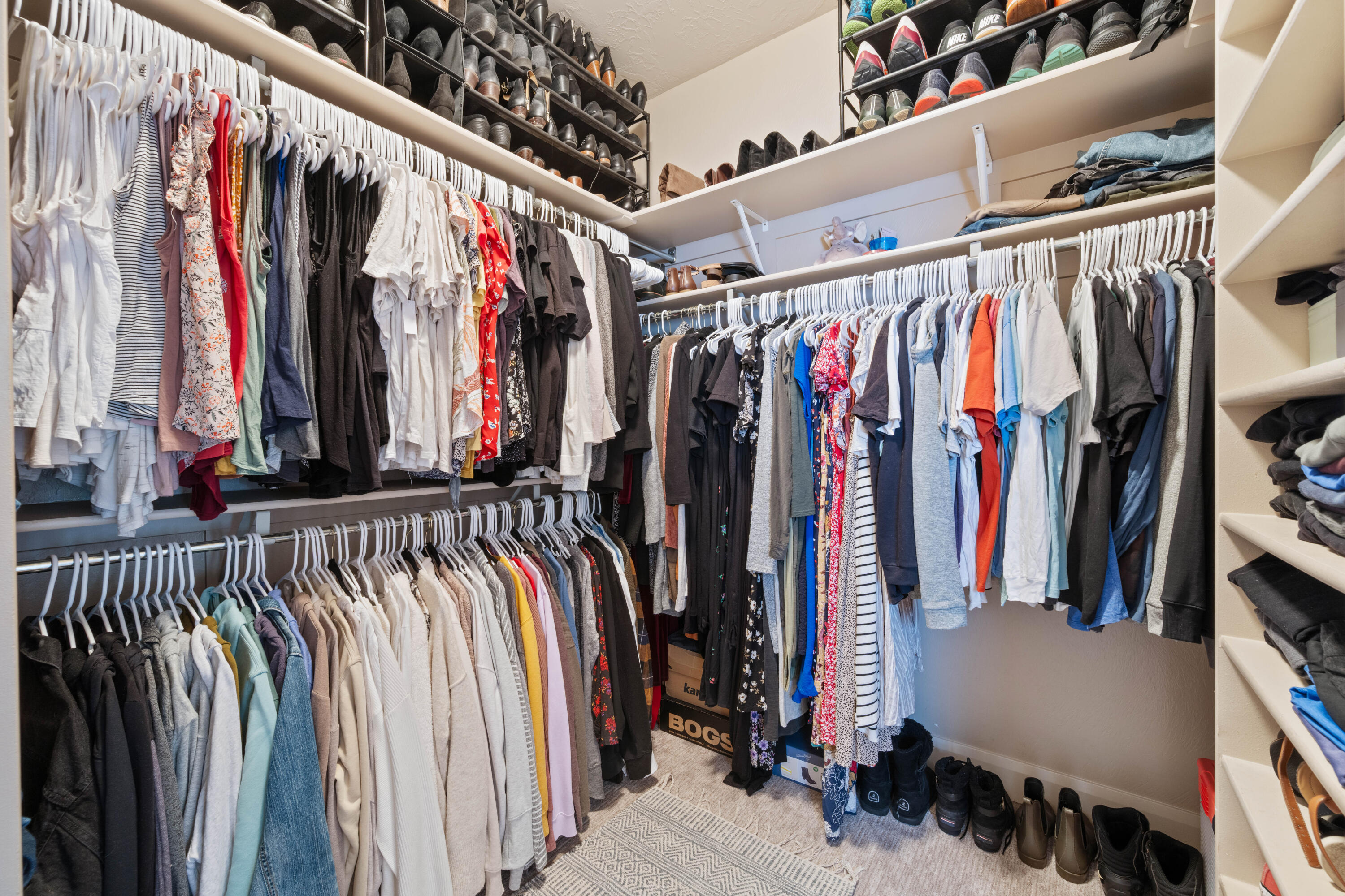 BLOOMINGTON LANE - Residential