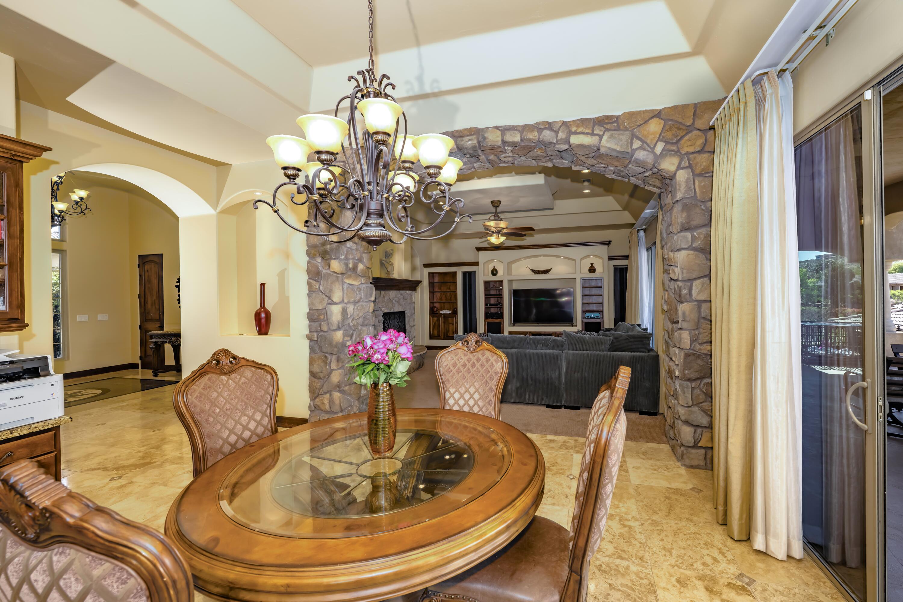 St George, Utah 84790, United States, 6 Bedrooms Bedrooms, ,4 BathroomsBathrooms,Residential,Active,56936