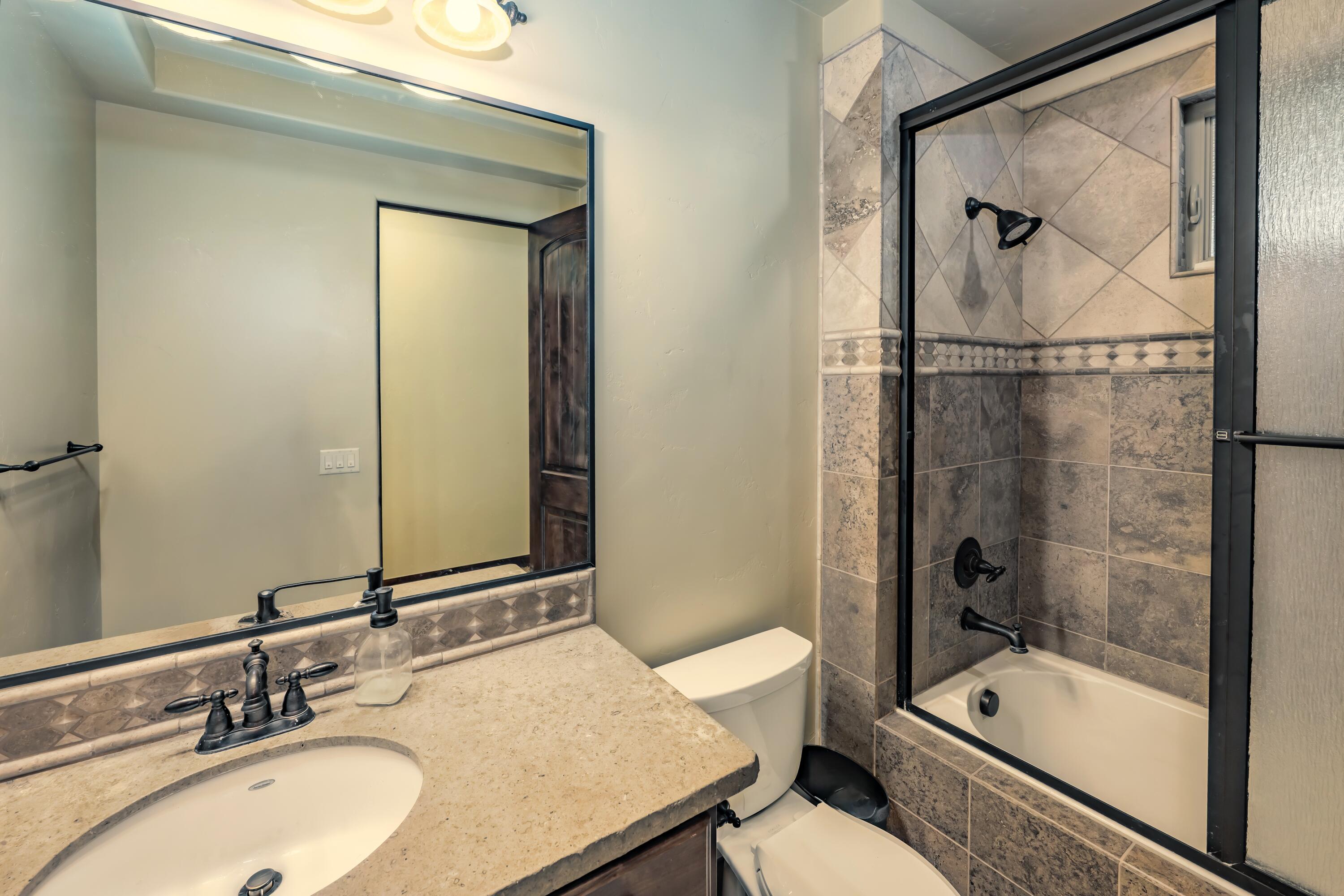 St George, Utah 84790, United States, 6 Bedrooms Bedrooms, ,4 BathroomsBathrooms,Residential,Active,56936