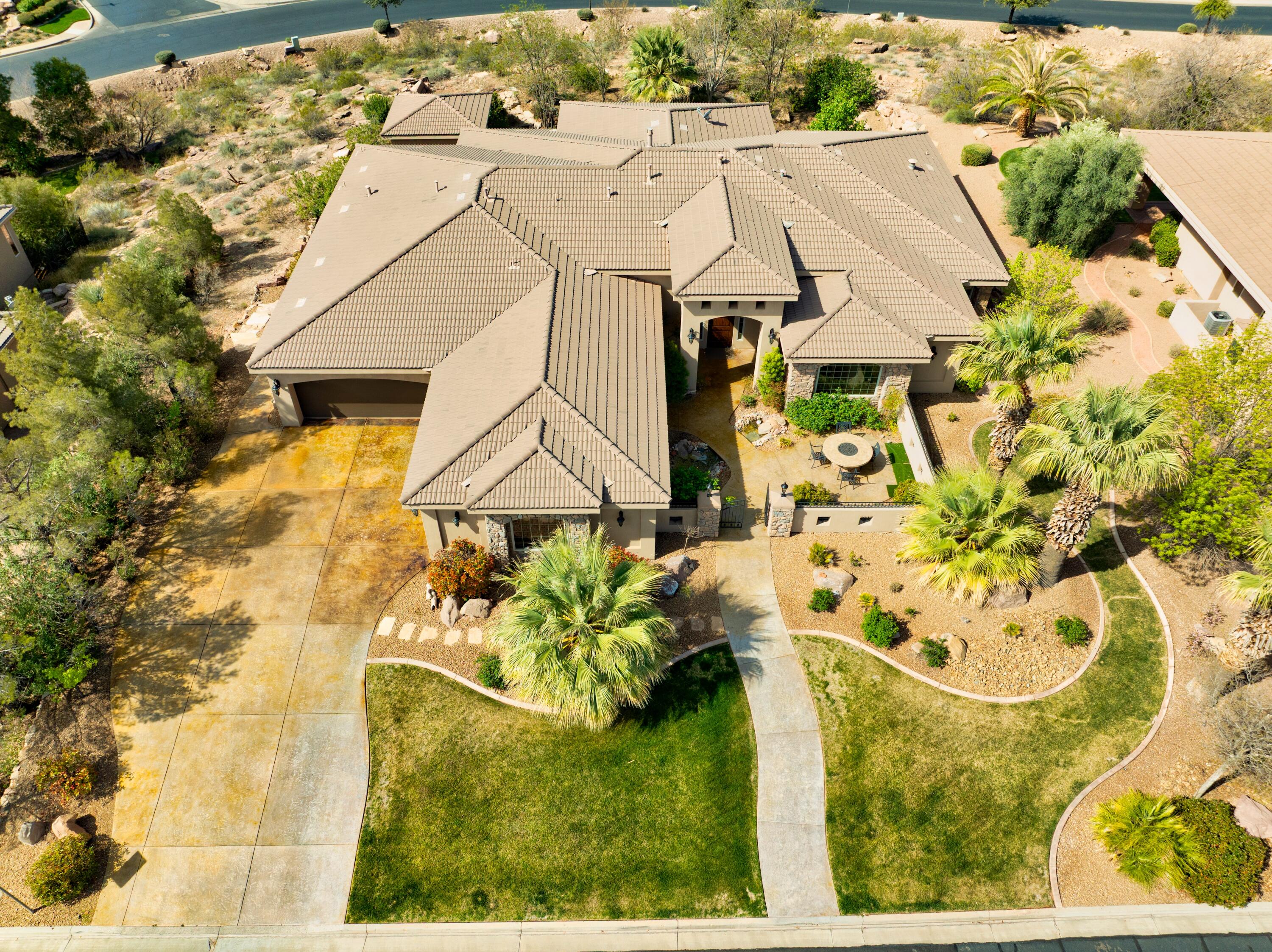 St George, Utah 84790, United States, 6 Bedrooms Bedrooms, ,4 BathroomsBathrooms,Residential,Active,56936