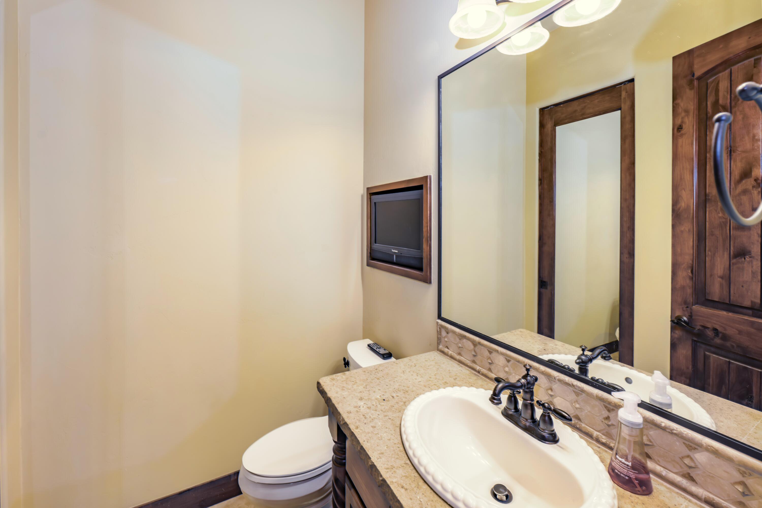 St George, Utah 84790, United States, 6 Bedrooms Bedrooms, ,4 BathroomsBathrooms,Residential,Active,56936