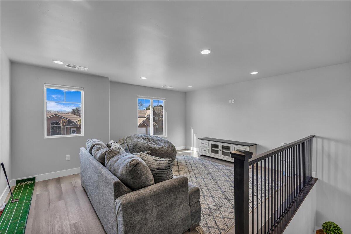 HERITAGE PLACE - Residential