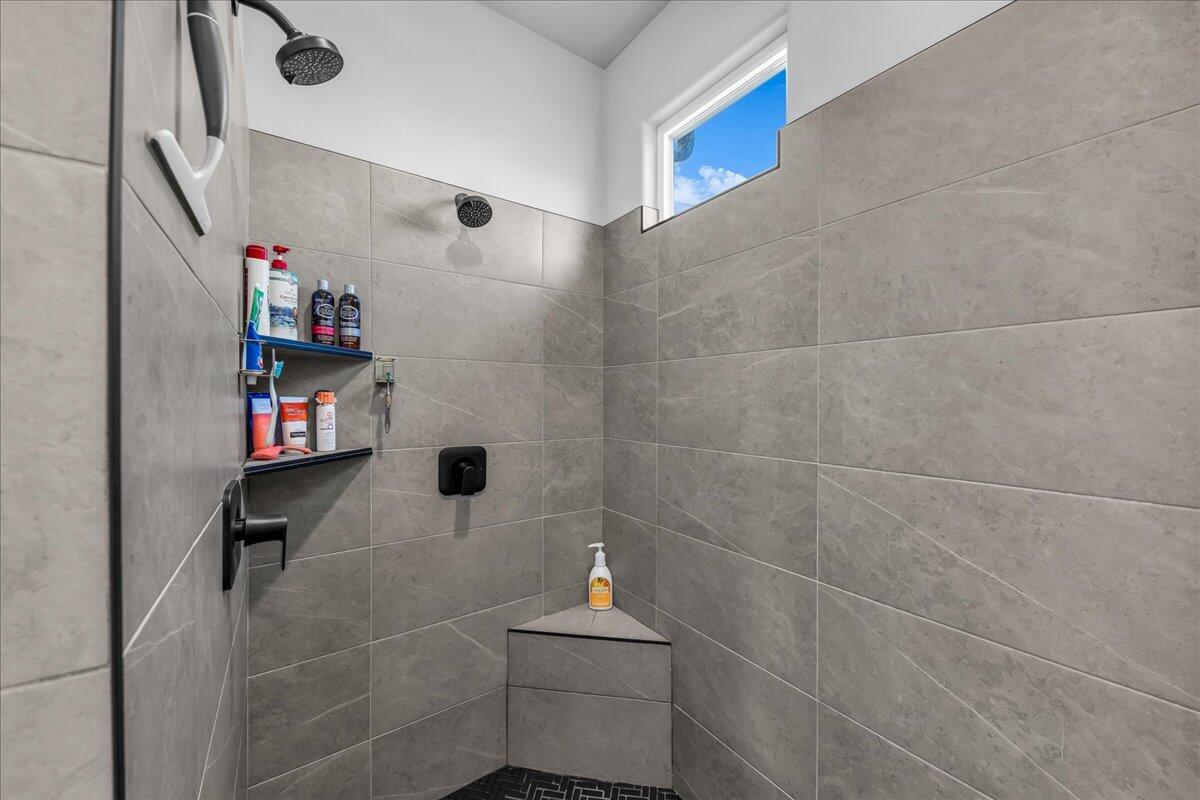 HERITAGE PLACE - Residential