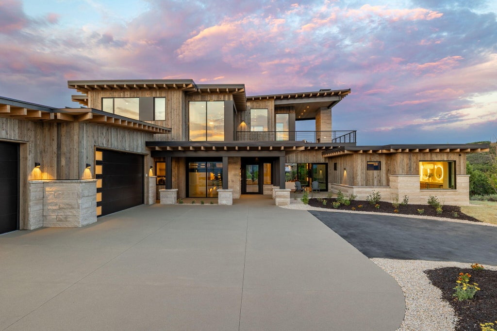 Photo of 2022 E Painted Bluff CIR, Kamas, UT 84036 (MLS # 26-275290)