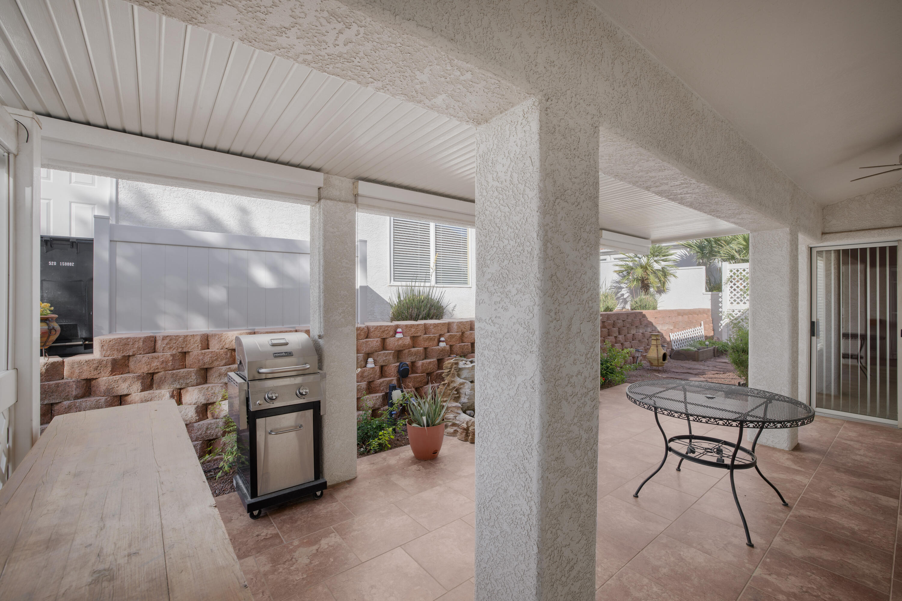 VISTA DEL SOL TOWNHOMES - Residential