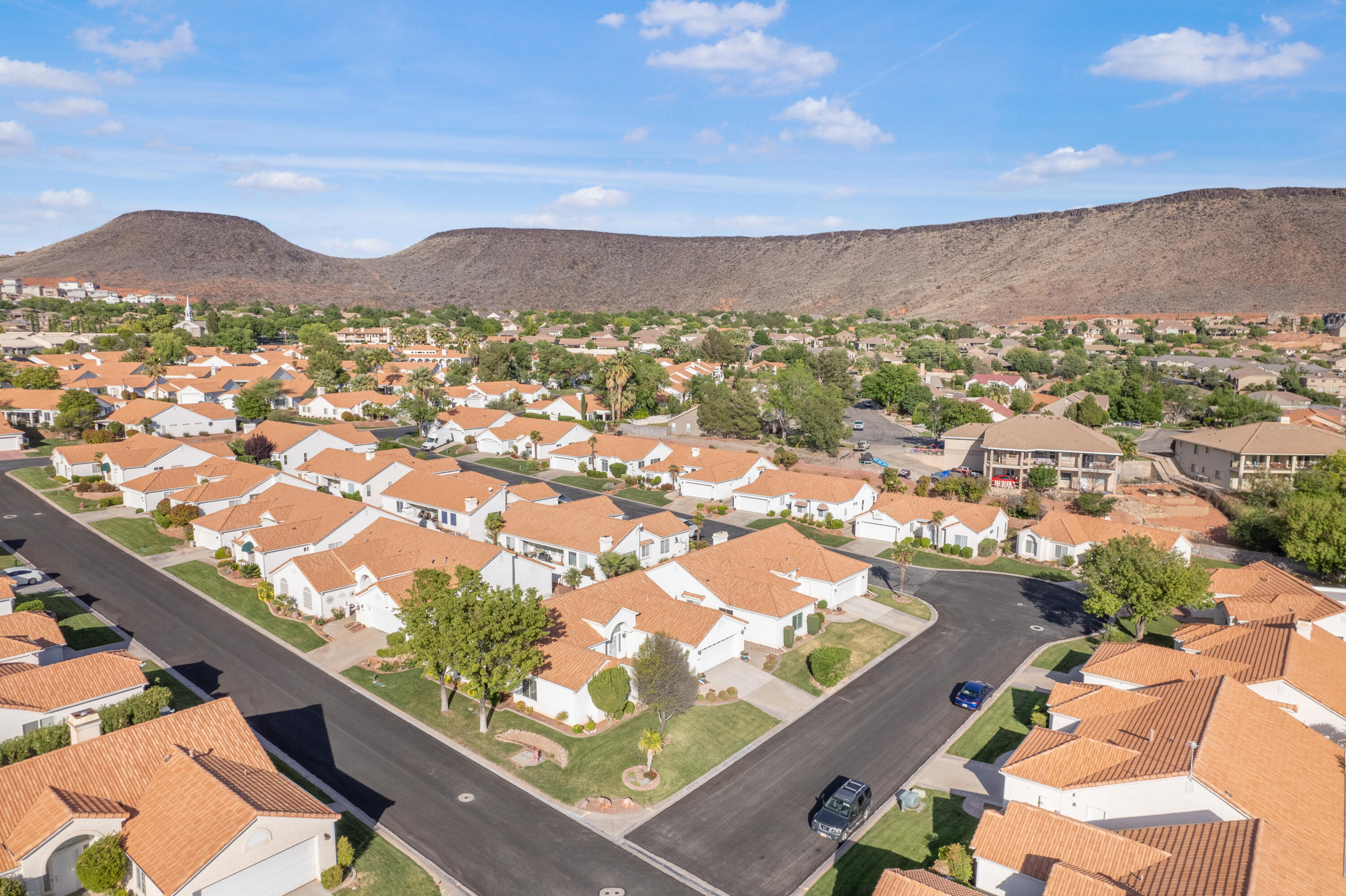 VISTA DEL SOL TOWNHOMES - Residential