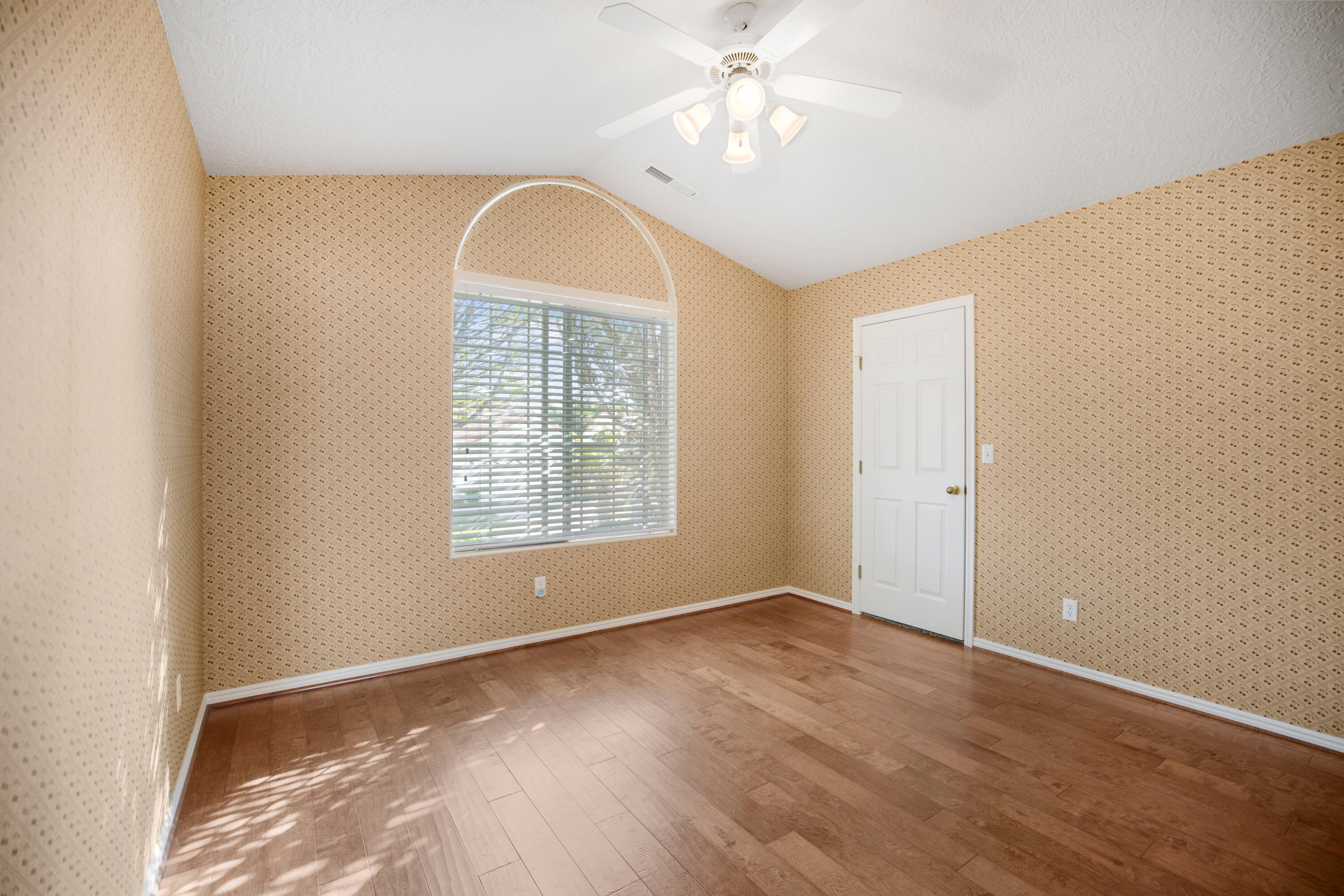 VISTA DEL SOL TOWNHOMES - Residential