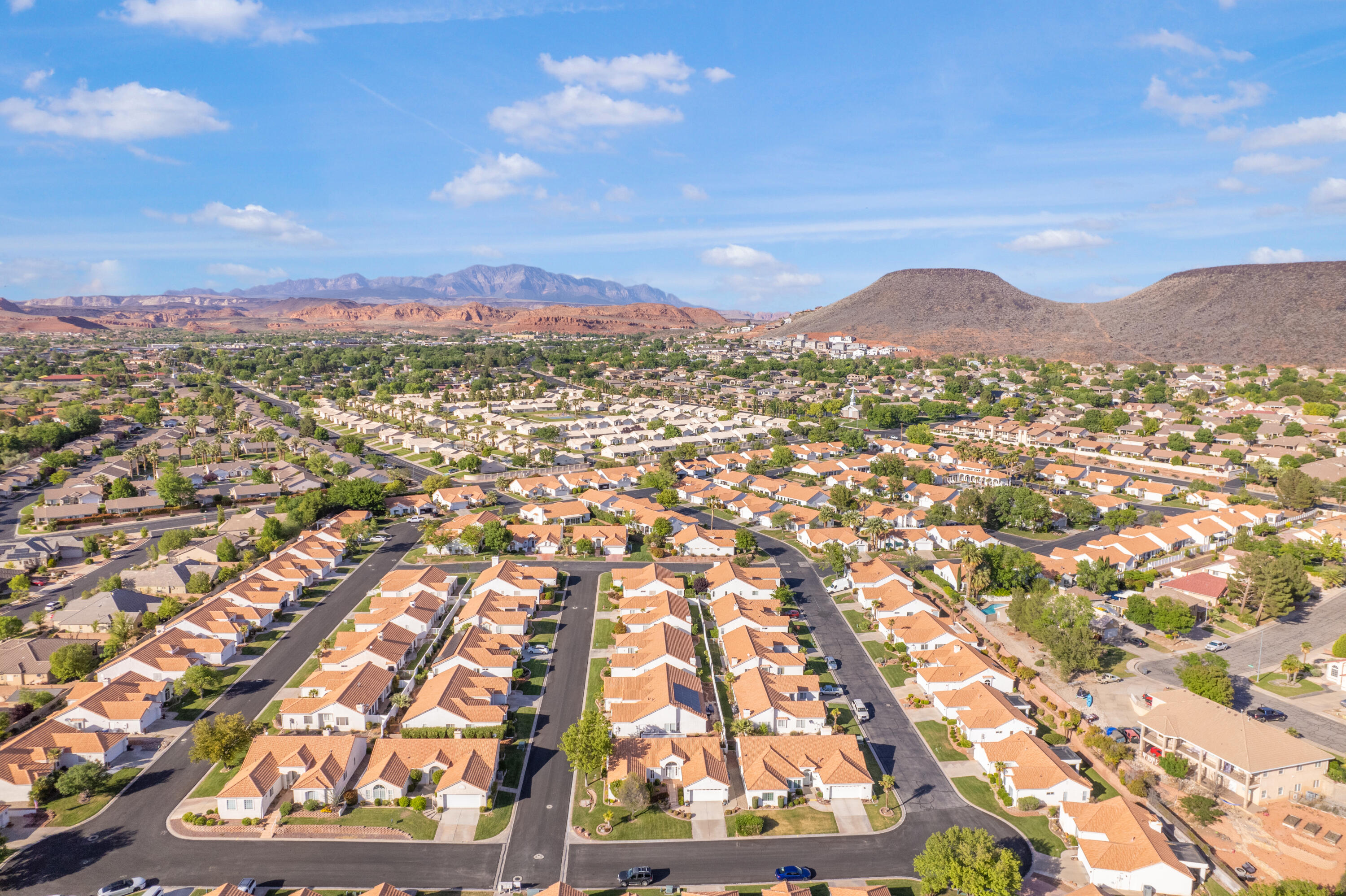 VISTA DEL SOL TOWNHOMES - Residential