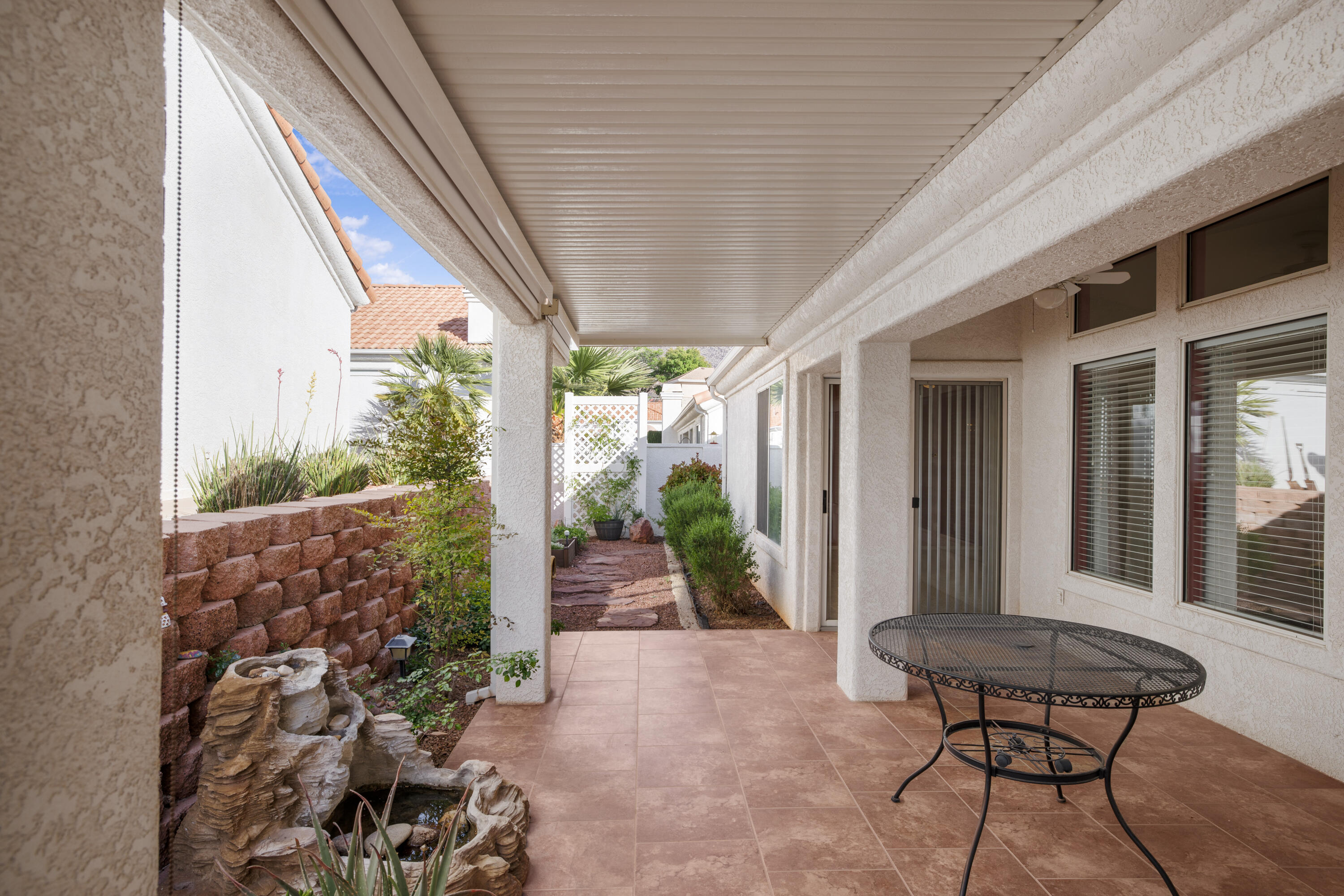 VISTA DEL SOL TOWNHOMES - Residential