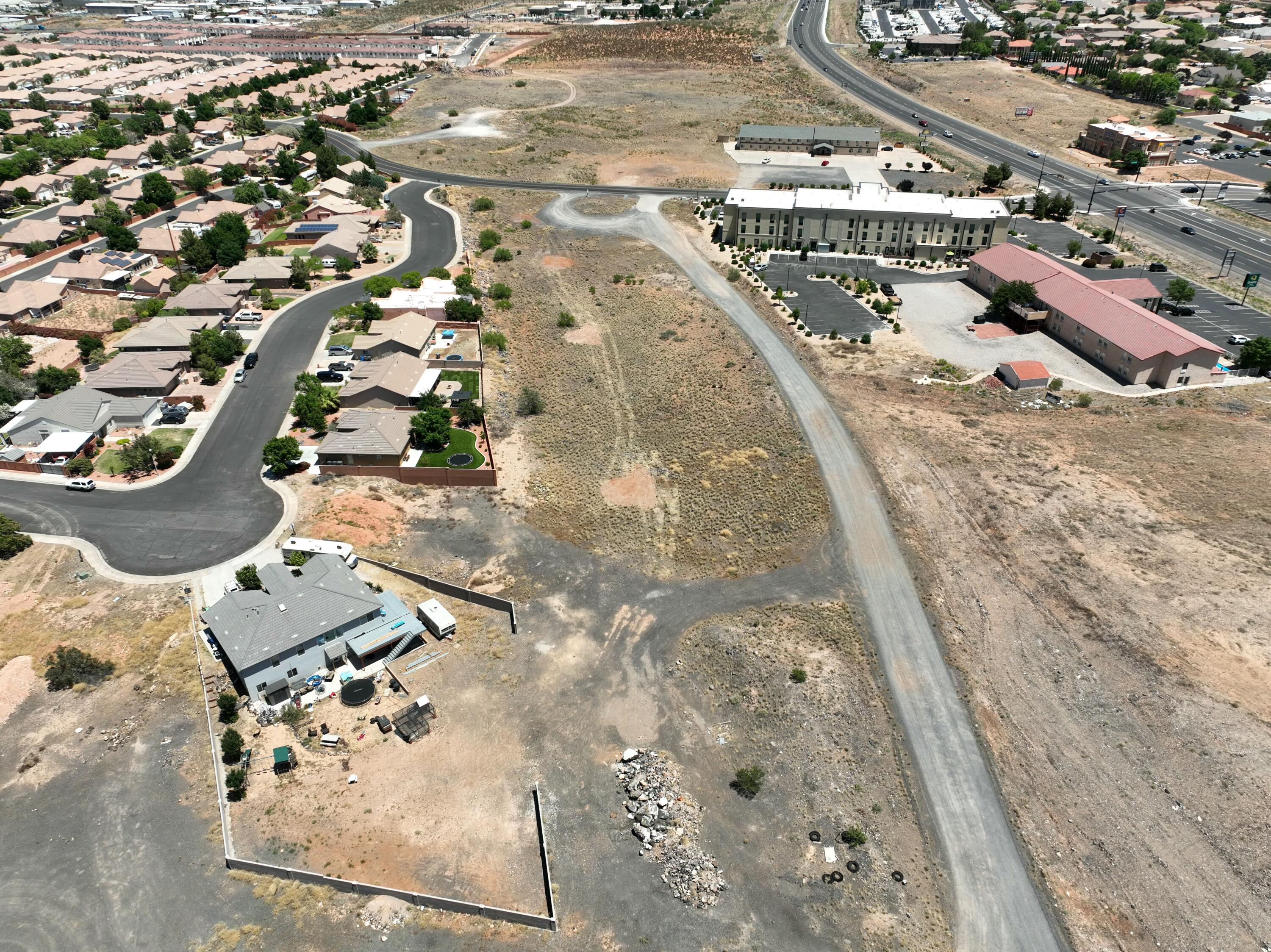 HURRICANE TOWNSITE - Land