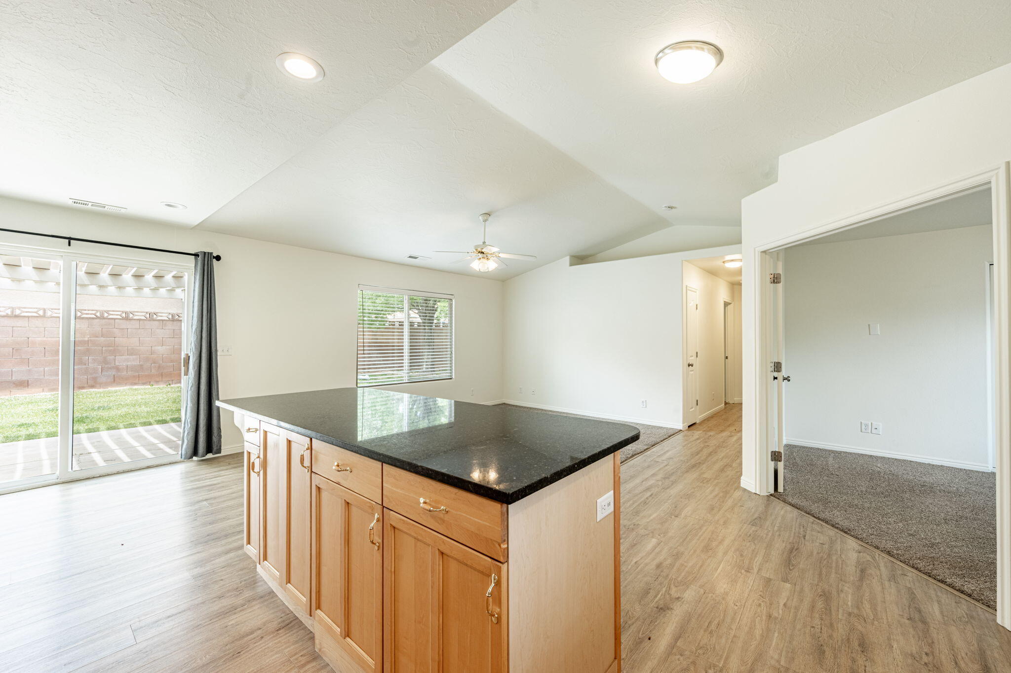 PHEASANT SPRINGS - Residential