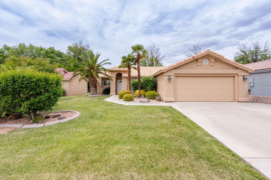 Opportunity in Pheasant Springs with flexible potential for both owner-occupants and investors. This single-level home offers a functional layout with an open living area, vaulted ceilings, and abundant natural light. The kitchen features ample cabinet space, a breakfast bar, and seamless flow into the main living space. The primary suite includes an ensuite bath and a spacious walk-in closet. Additional bedrooms provide flexibility for guests, office space, or hobbies.Exterior features include mature landscaping, a covered entry, and a private backyard space. Conveniently located near shopping, dining, parks, and everyday amenities in St. George. A solid option for buyers seeking a home with upside in an established neighborhood.
