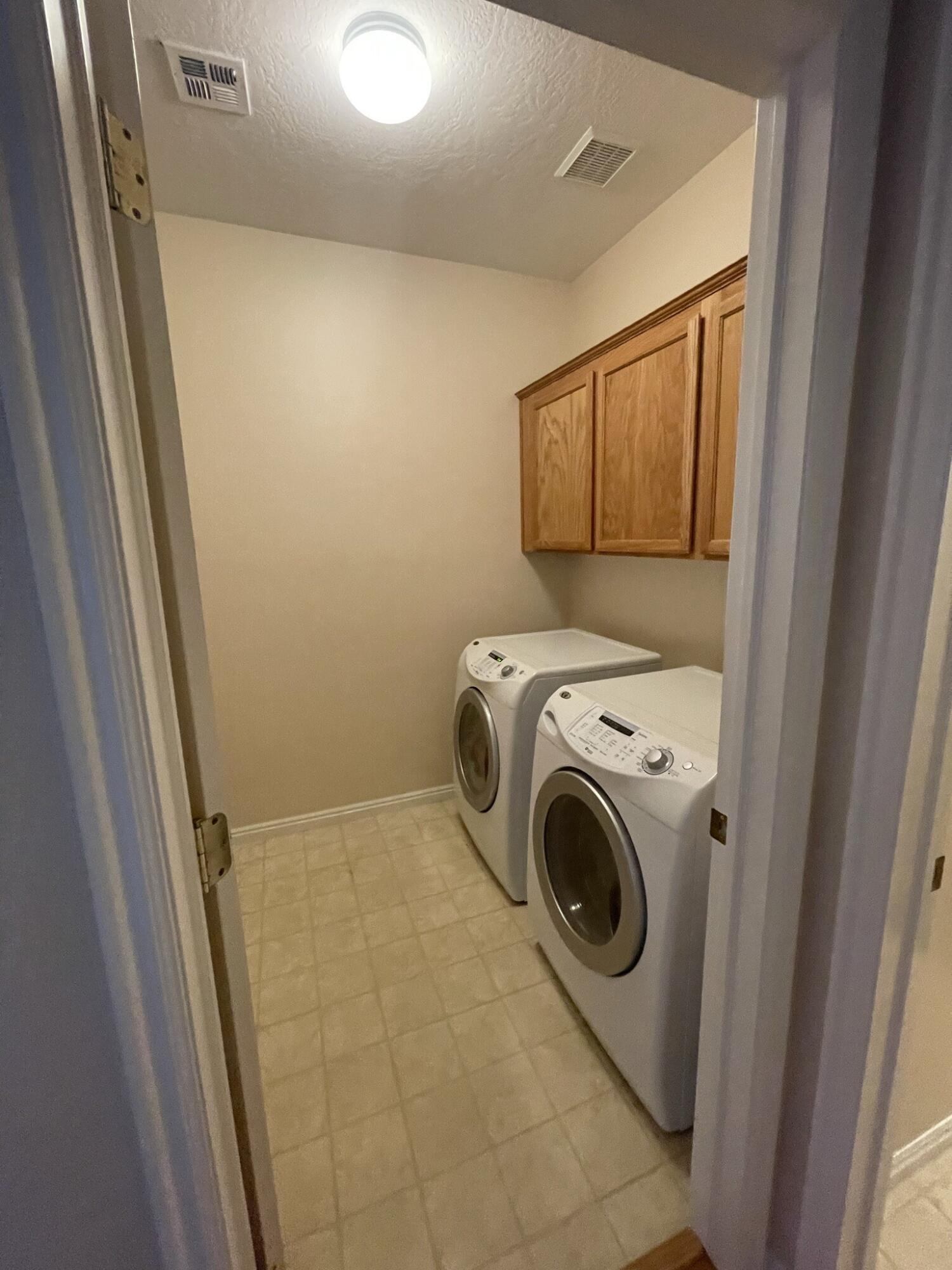PETROGLYPHS OF CORAL CANYON - Residential