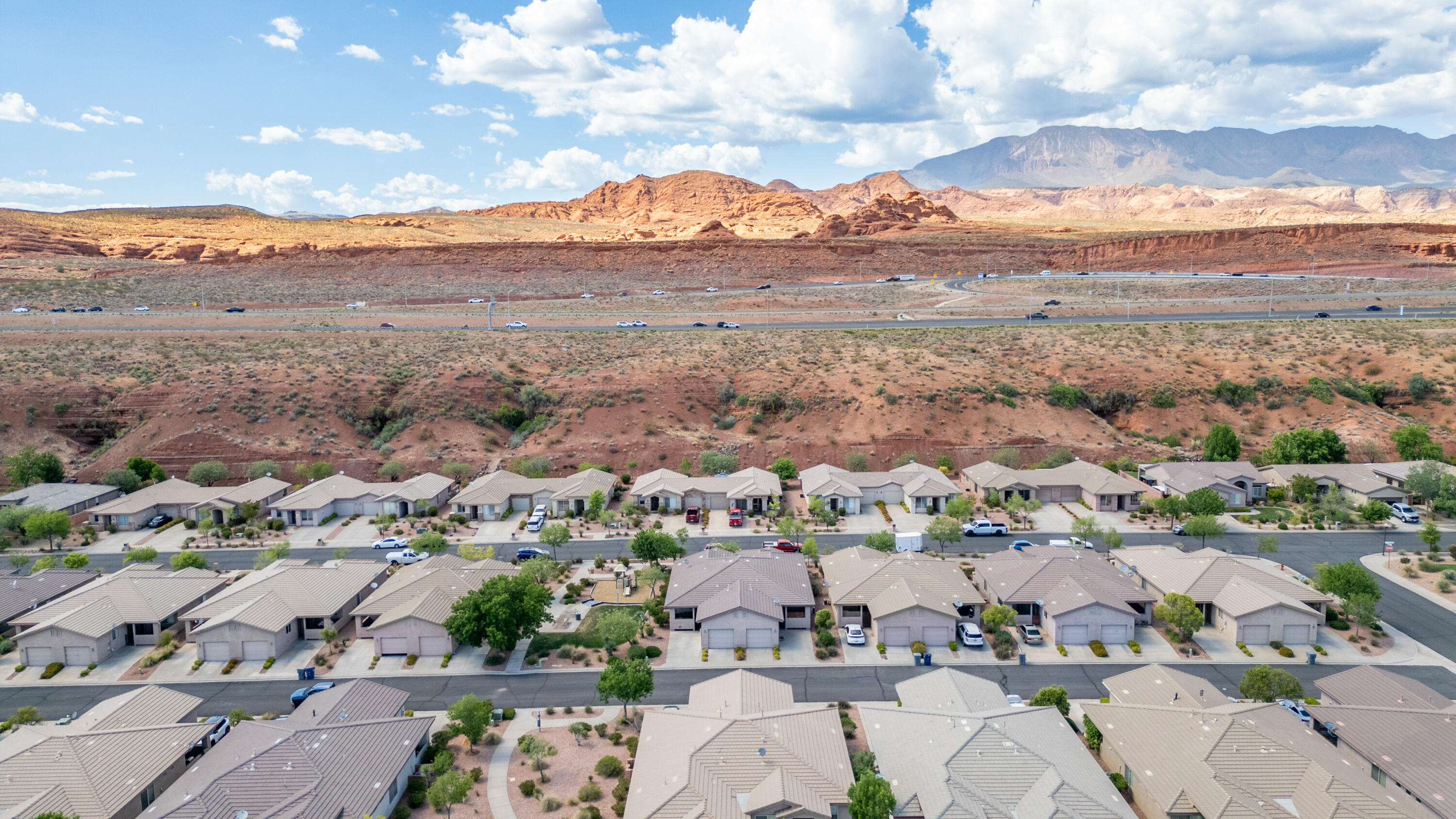 PETROGLYPHS OF CORAL CANYON - Residential