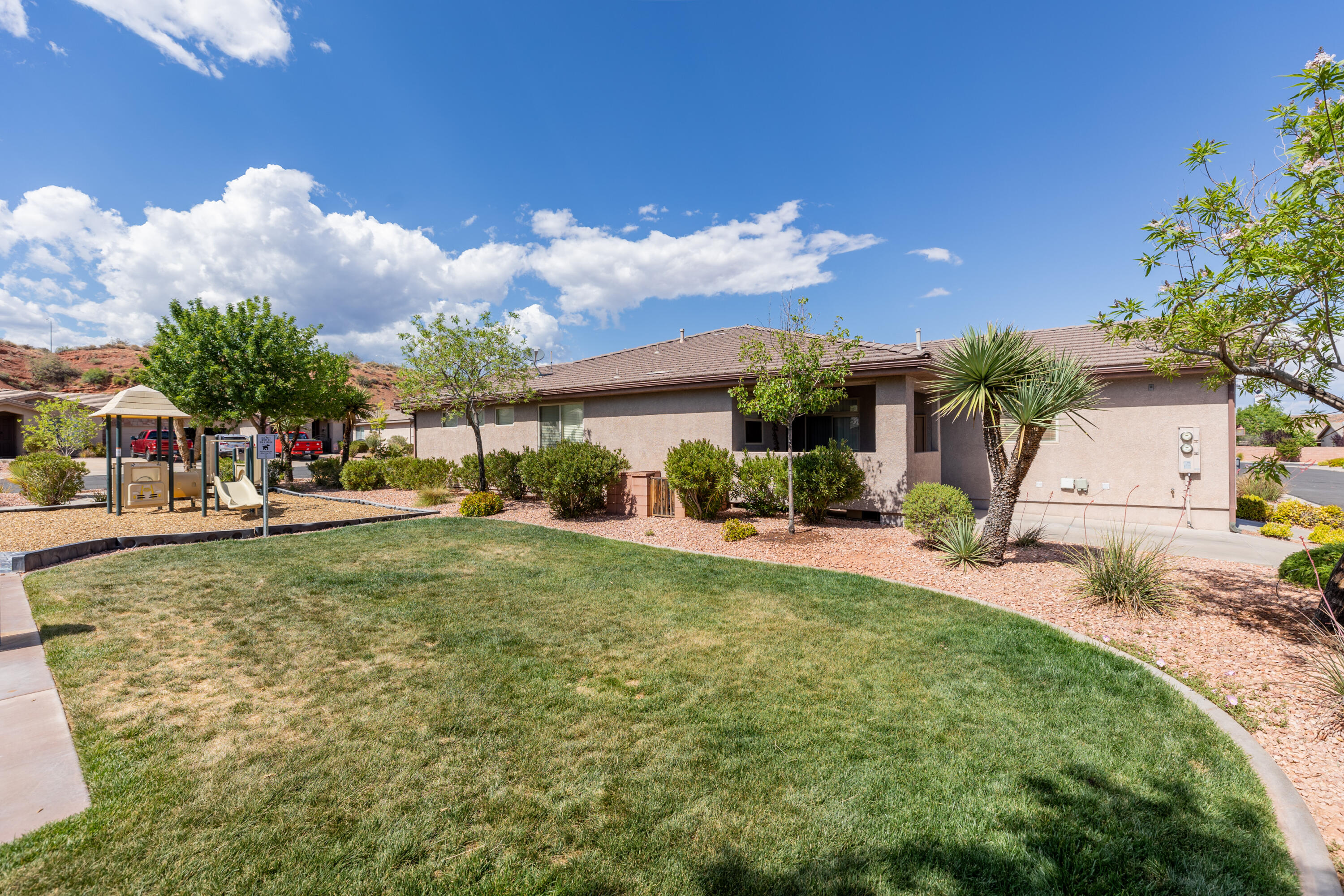 PETROGLYPHS OF CORAL CANYON - Residential