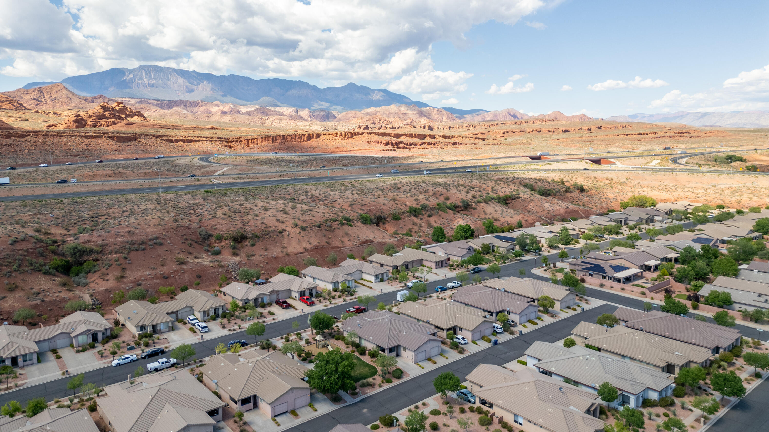 PETROGLYPHS OF CORAL CANYON - Residential