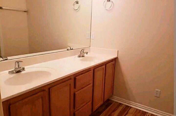 PETROGLYPHS OF CORAL CANYON - Residential