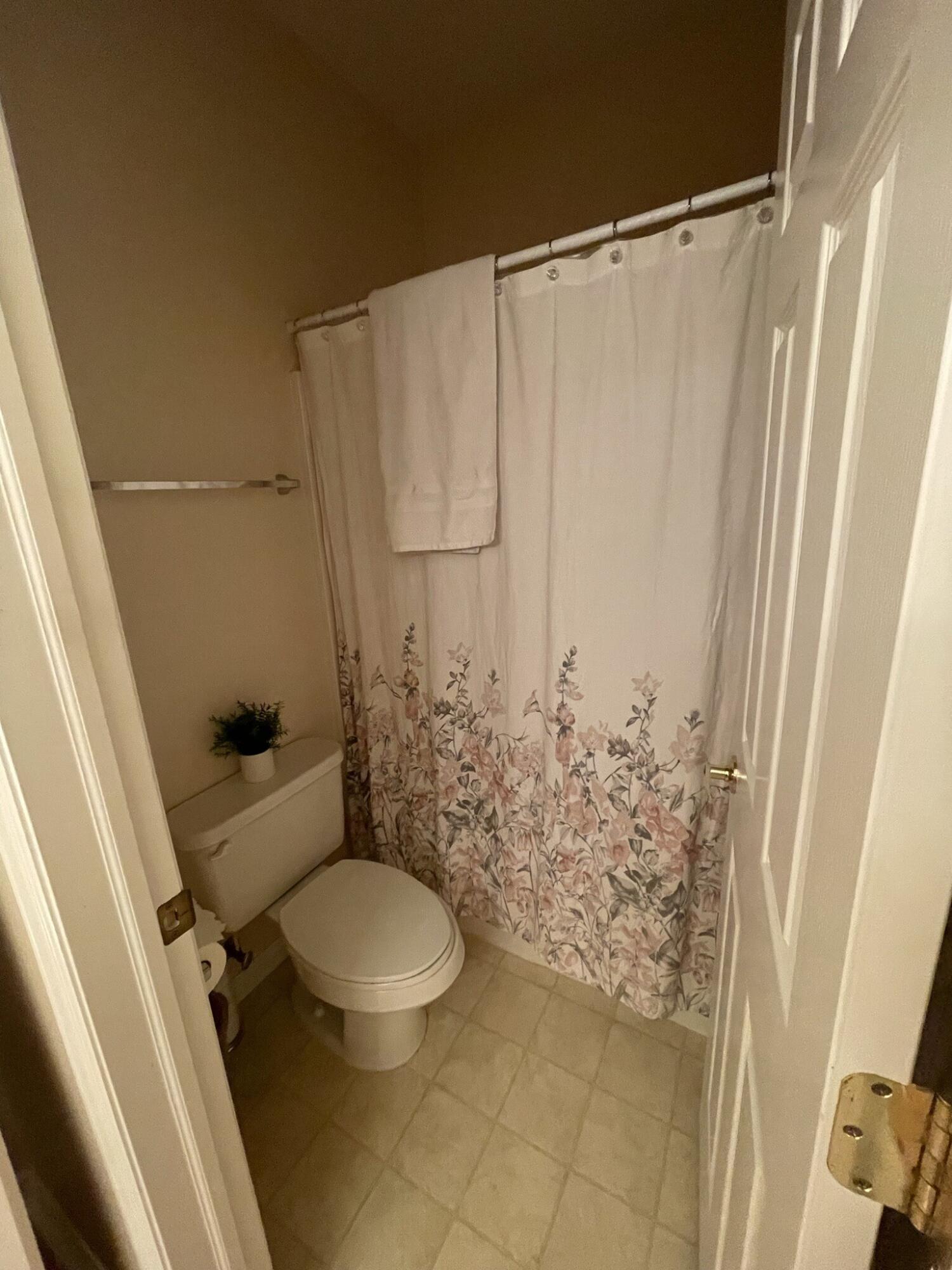 PETROGLYPHS OF CORAL CANYON - Residential