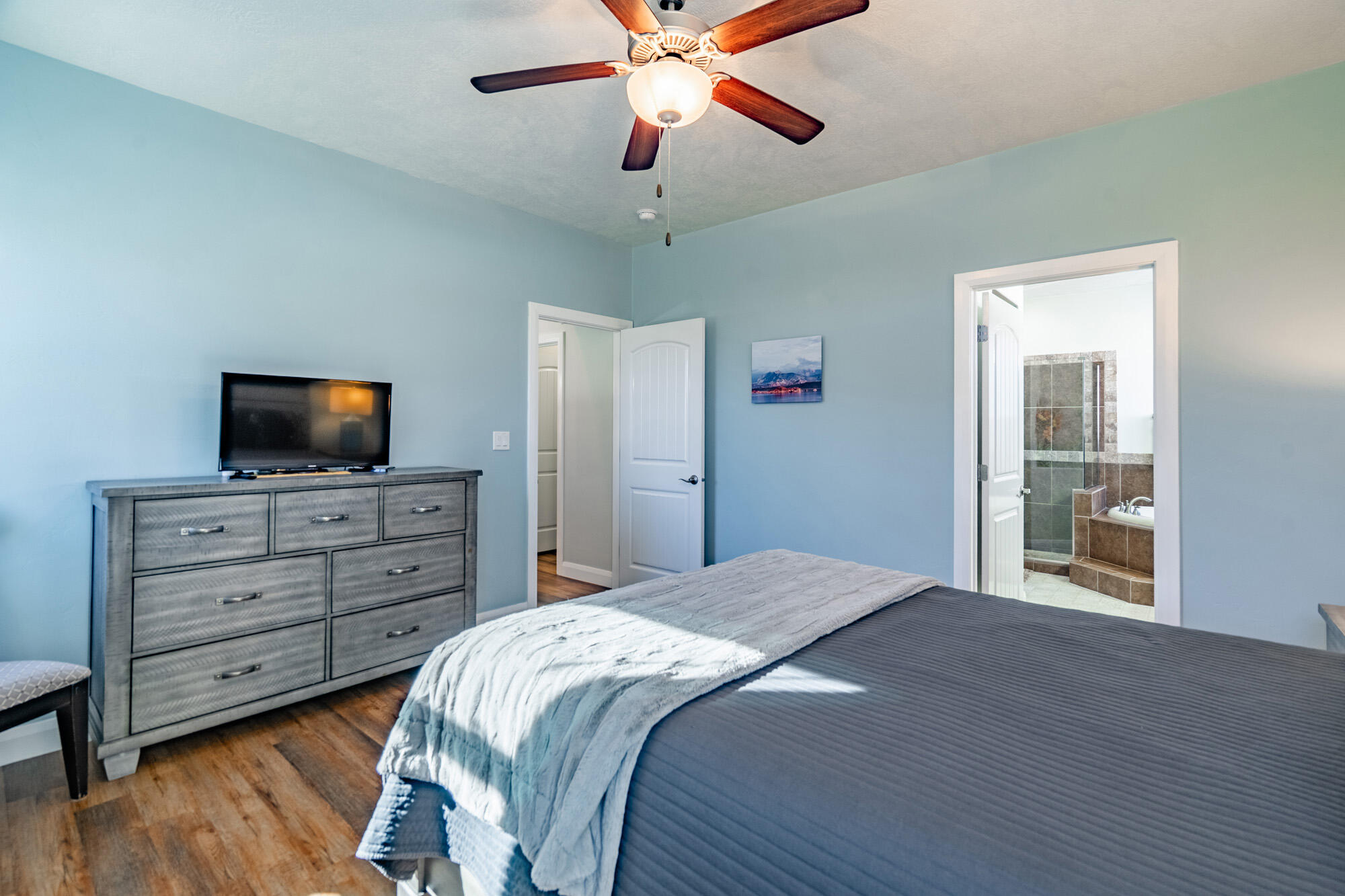 SKY RIDGE - Residential