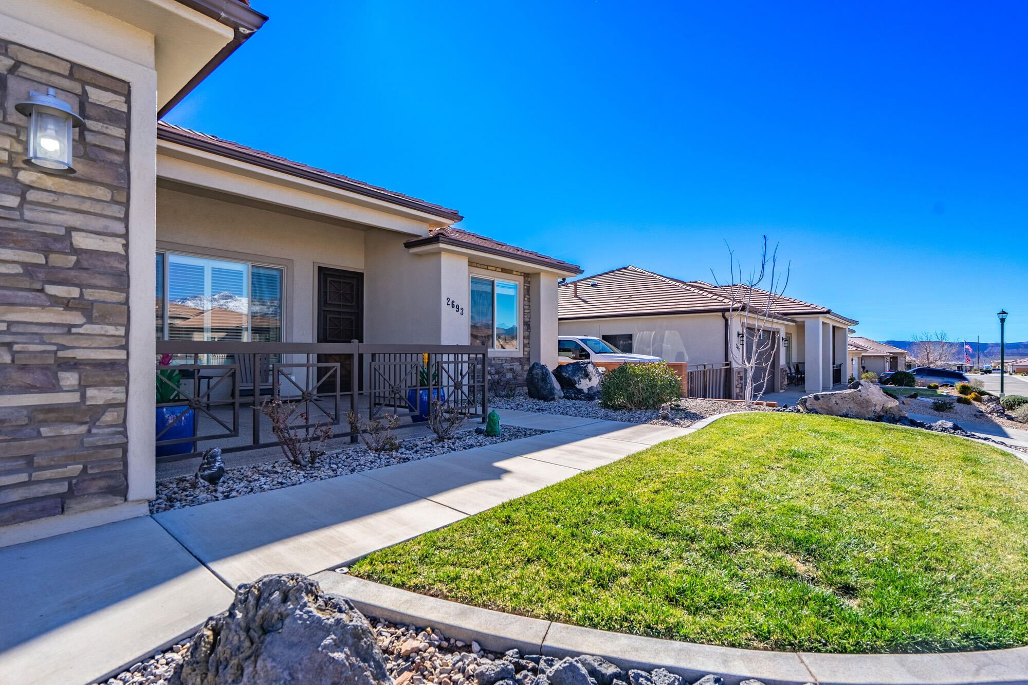 SKY RIDGE - Residential