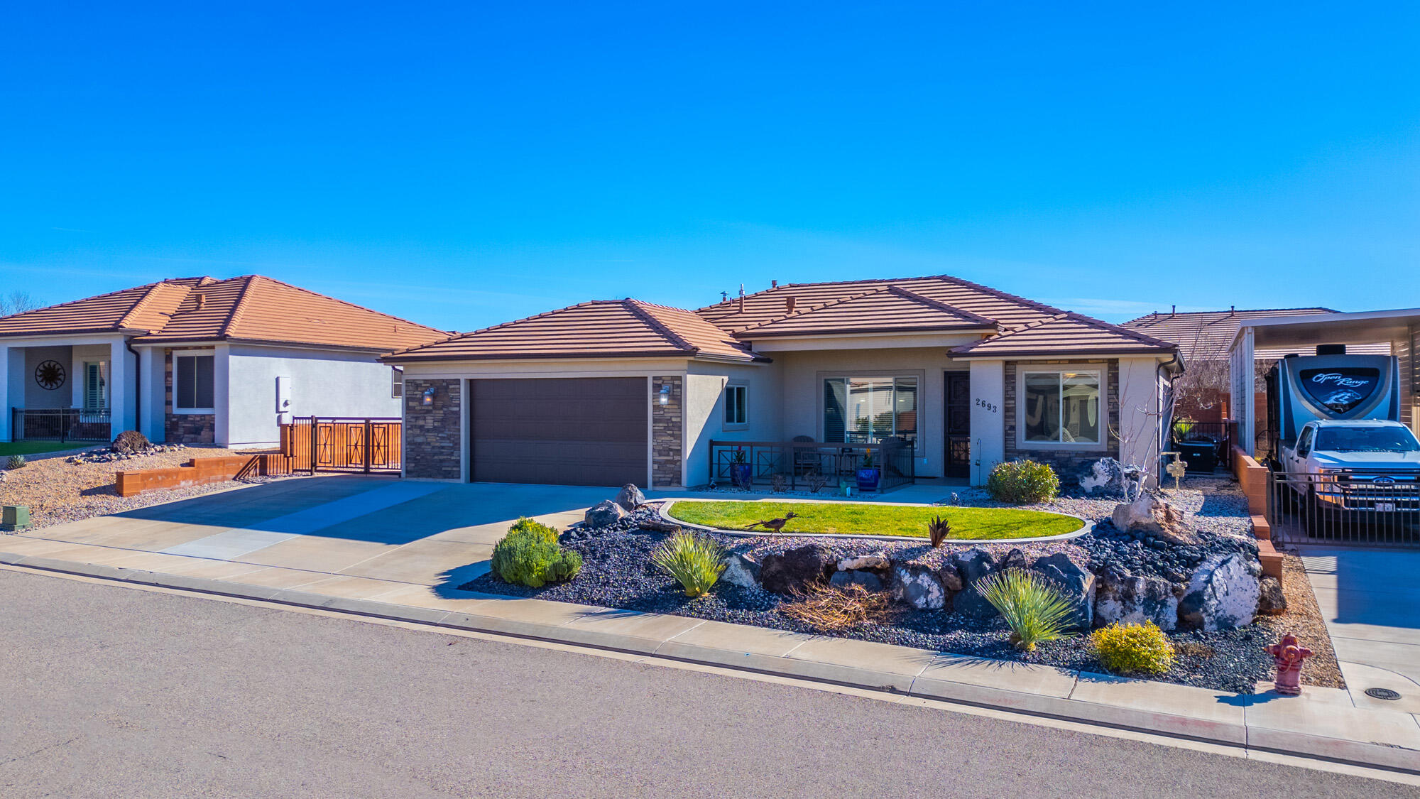 SKY RIDGE - Residential