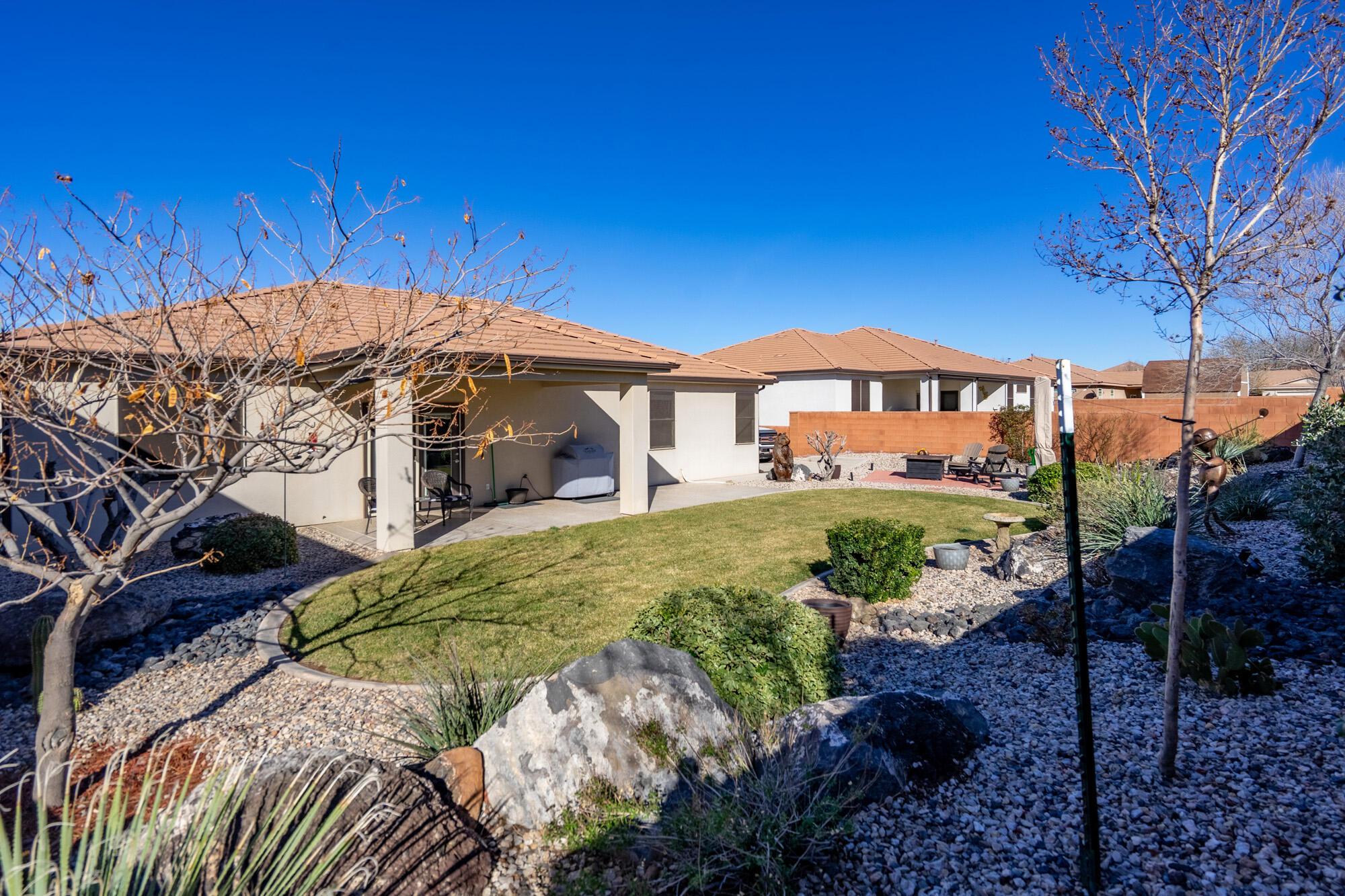 SKY RIDGE - Residential