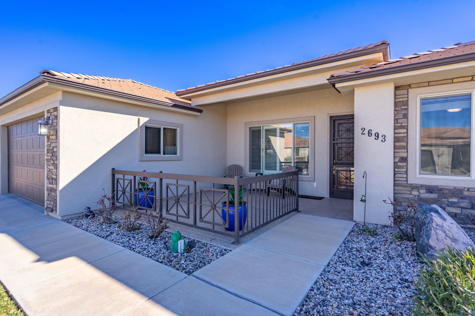 SKY RIDGE - Residential