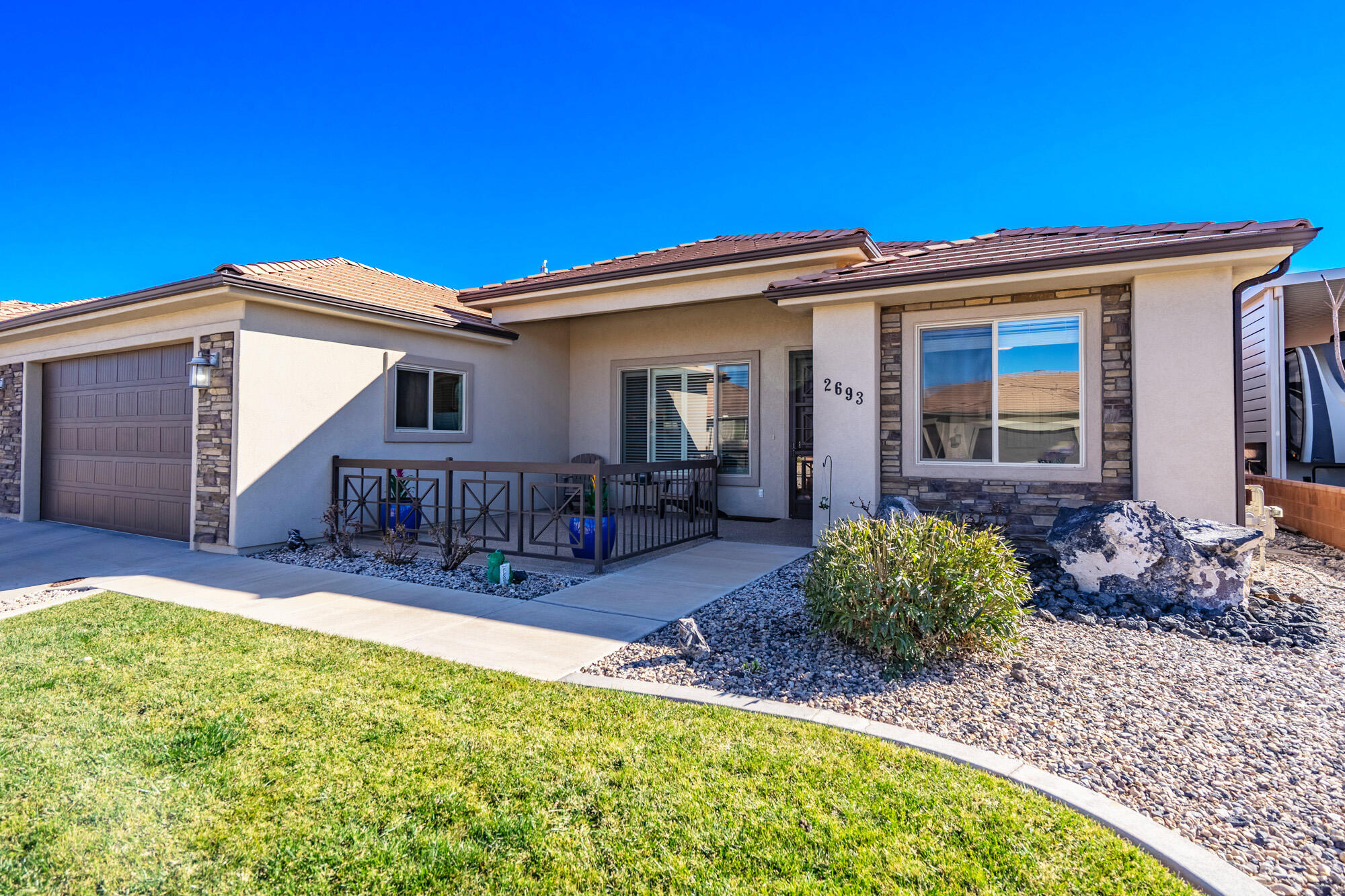 SKY RIDGE - Residential