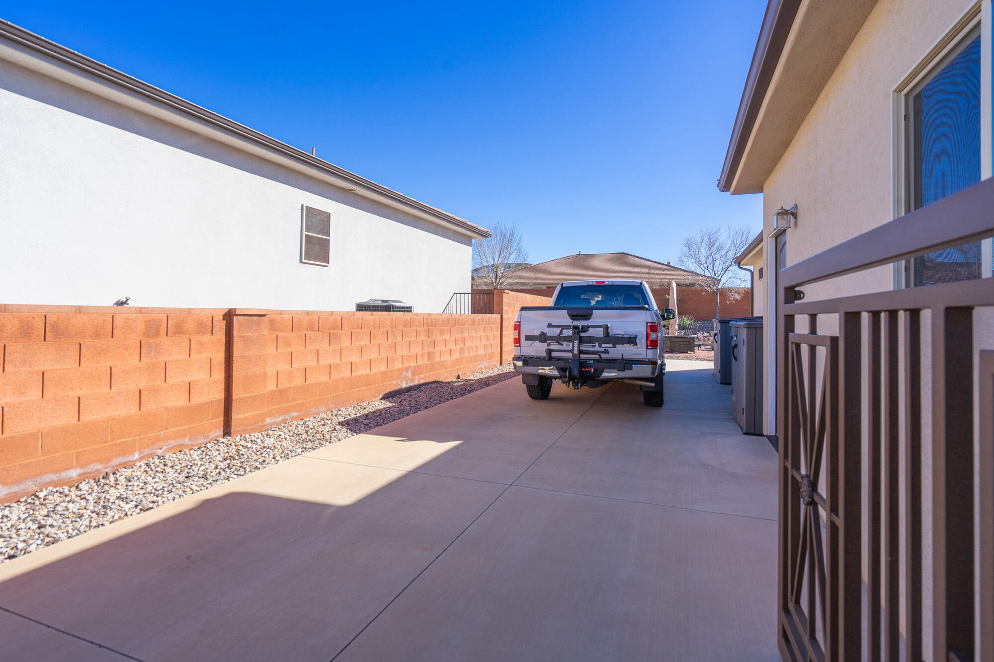 SKY RIDGE - Residential