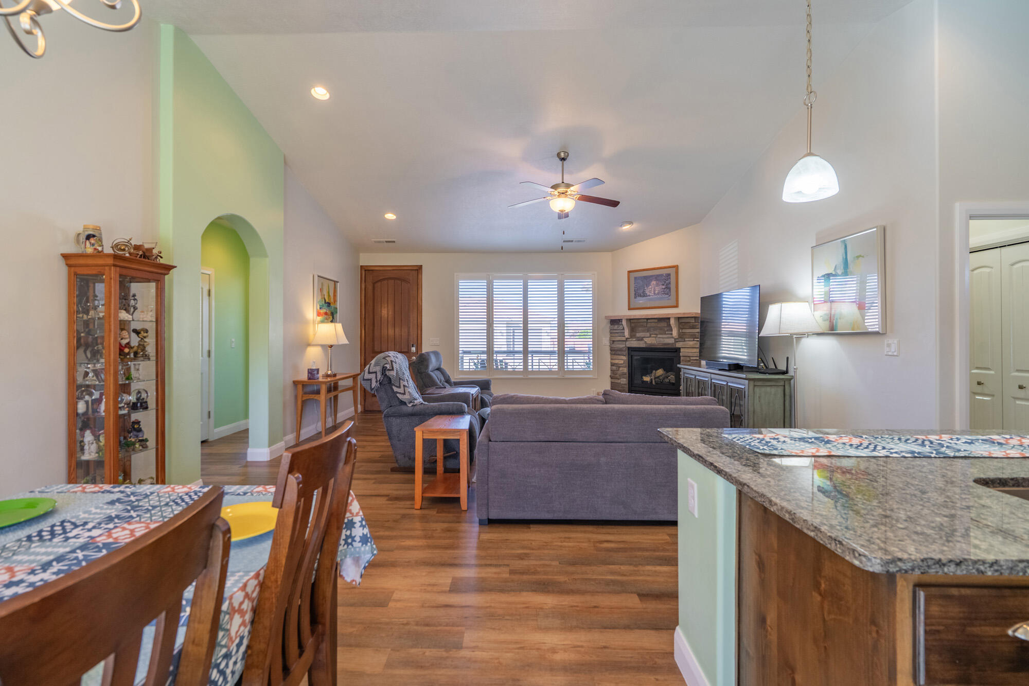 SKY RIDGE - Residential