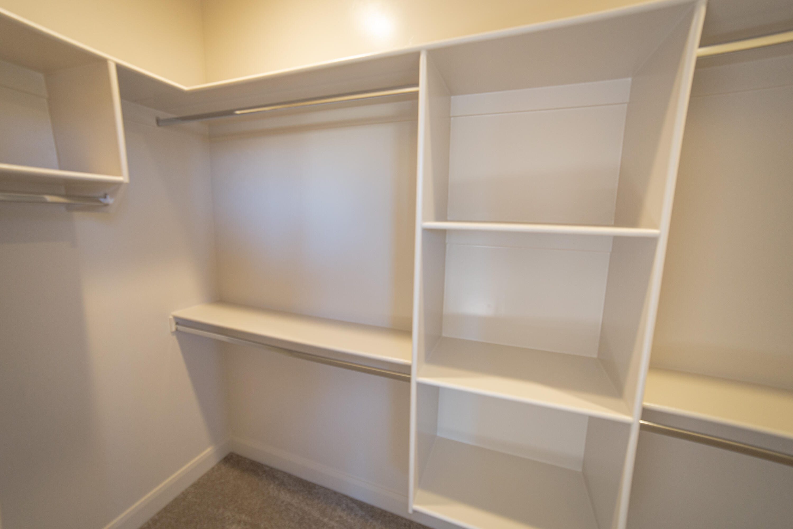 SKY VALLEY - Residential