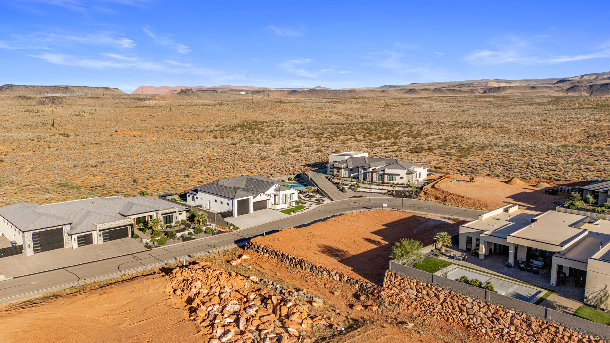 WESTGATE HILLS - Land