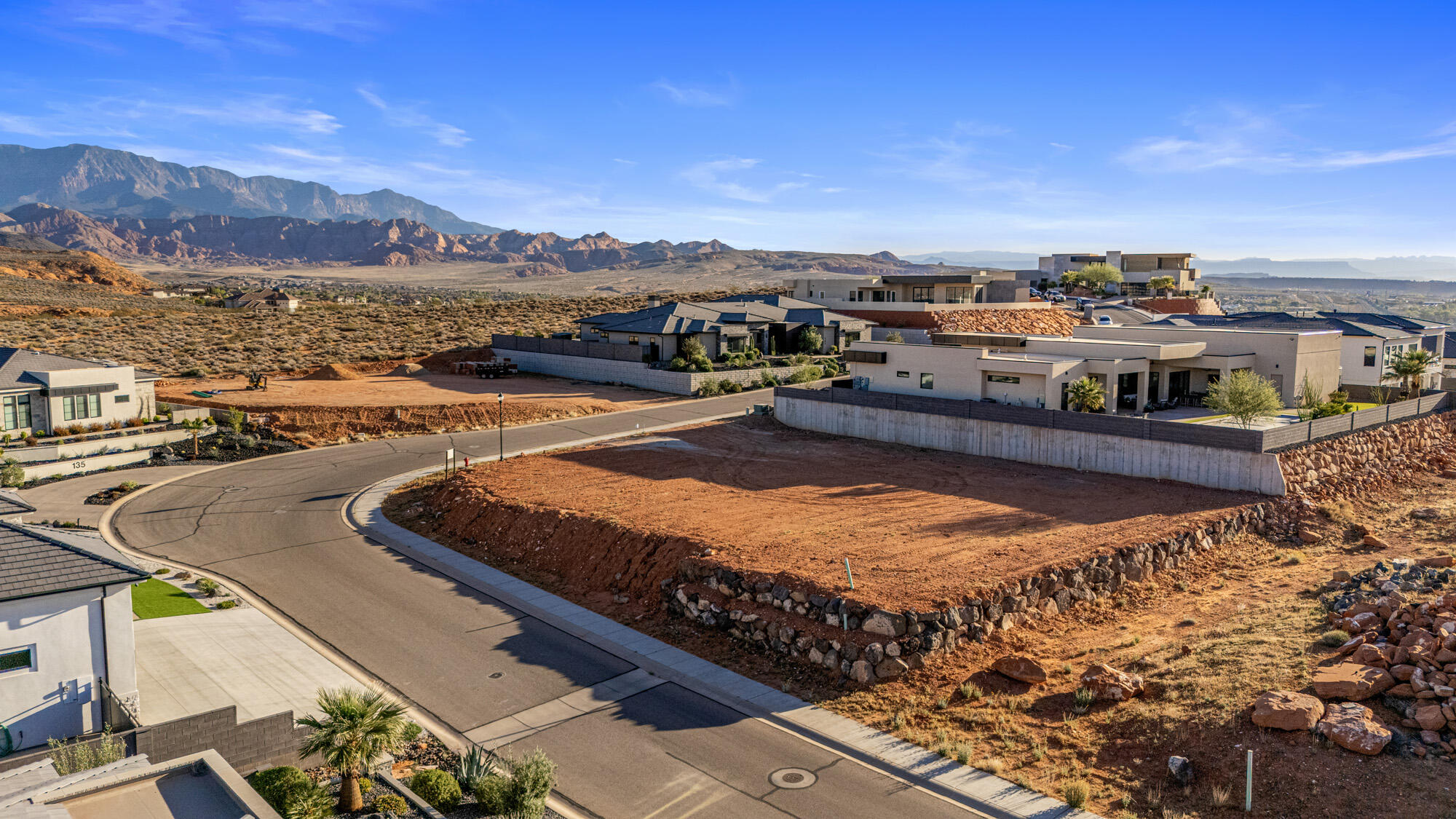 WESTGATE HILLS - Land