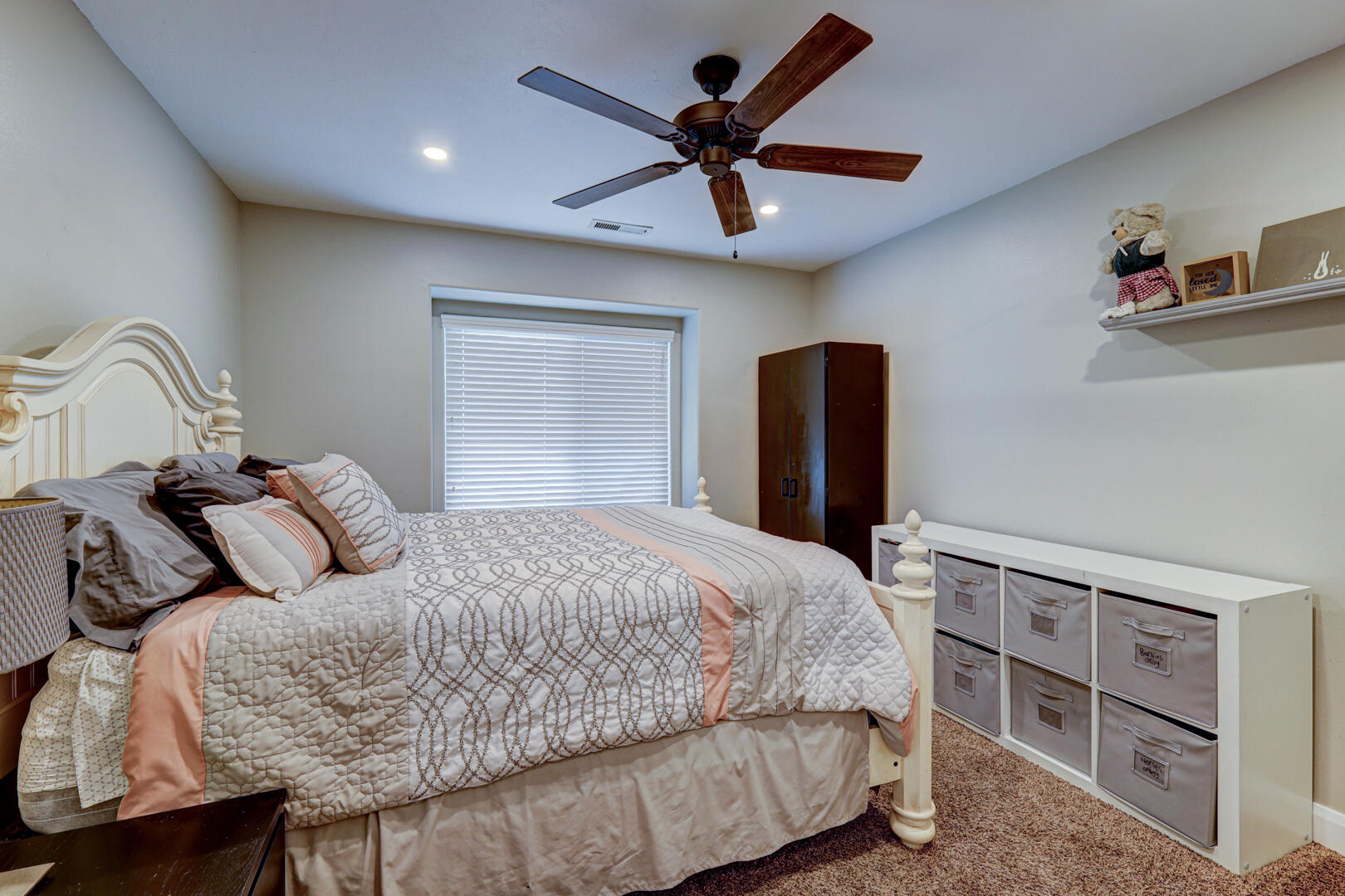 SOUTH POINTE - Residential