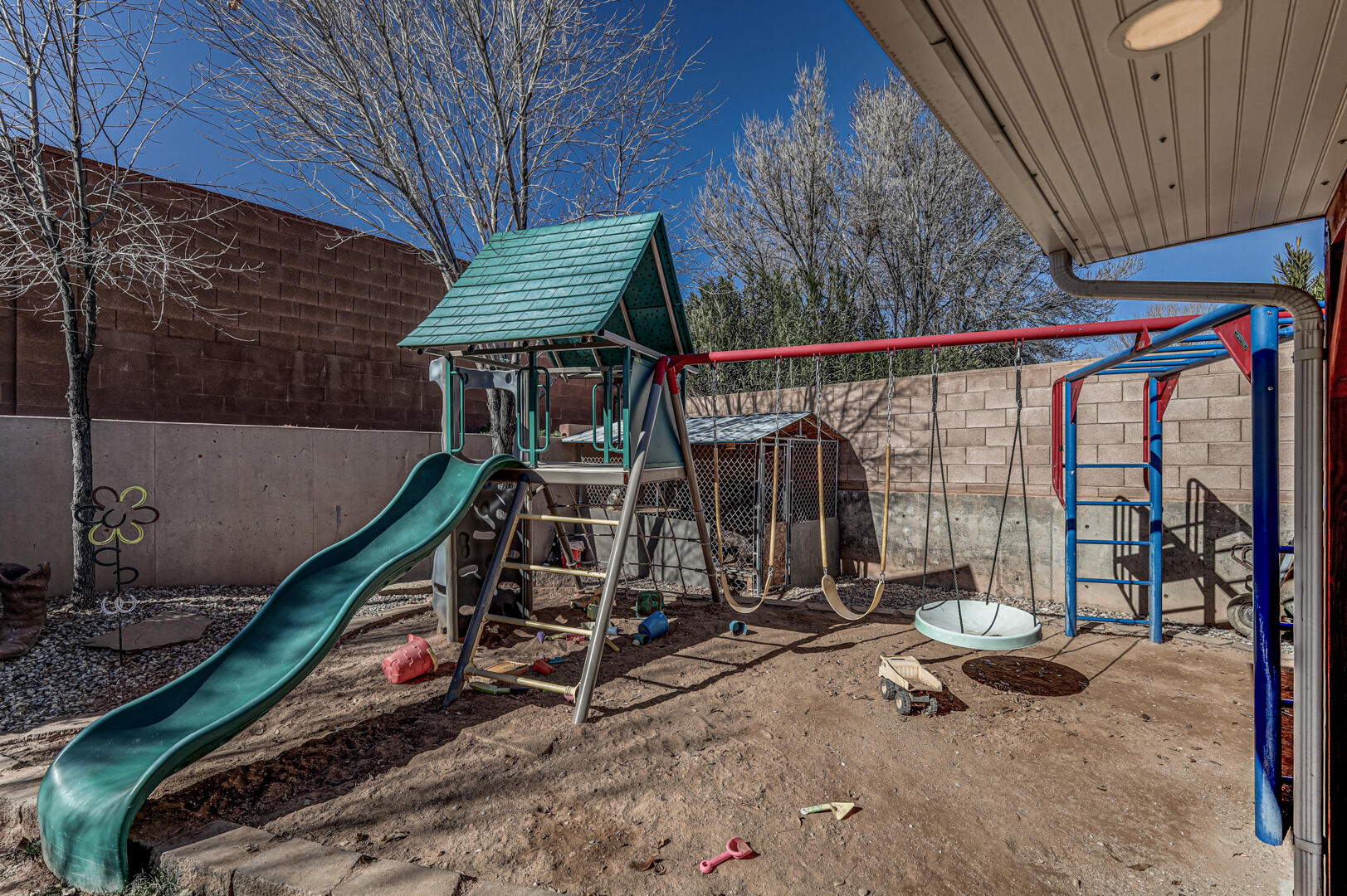 SOUTH POINTE - Residential