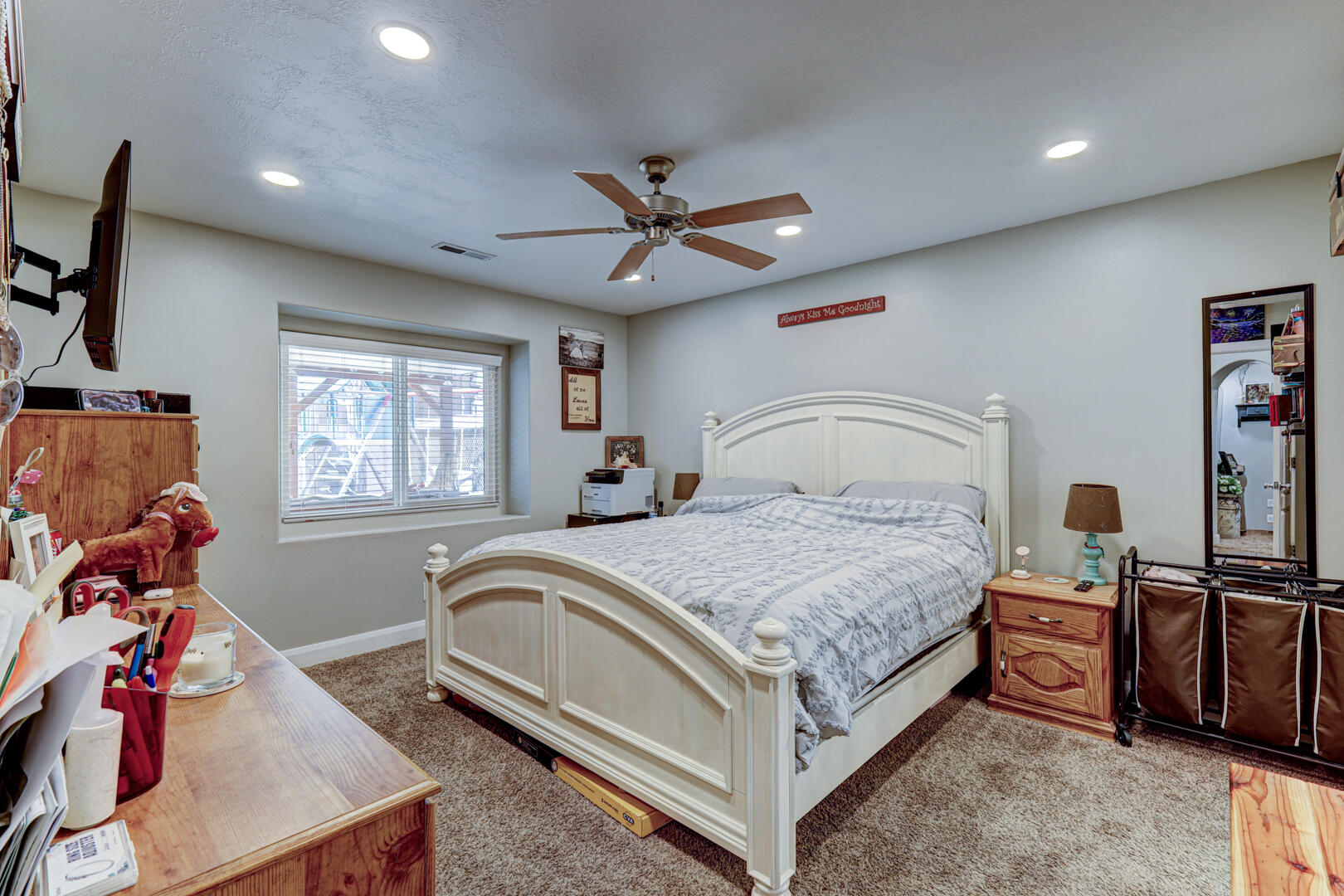 SOUTH POINTE - Residential