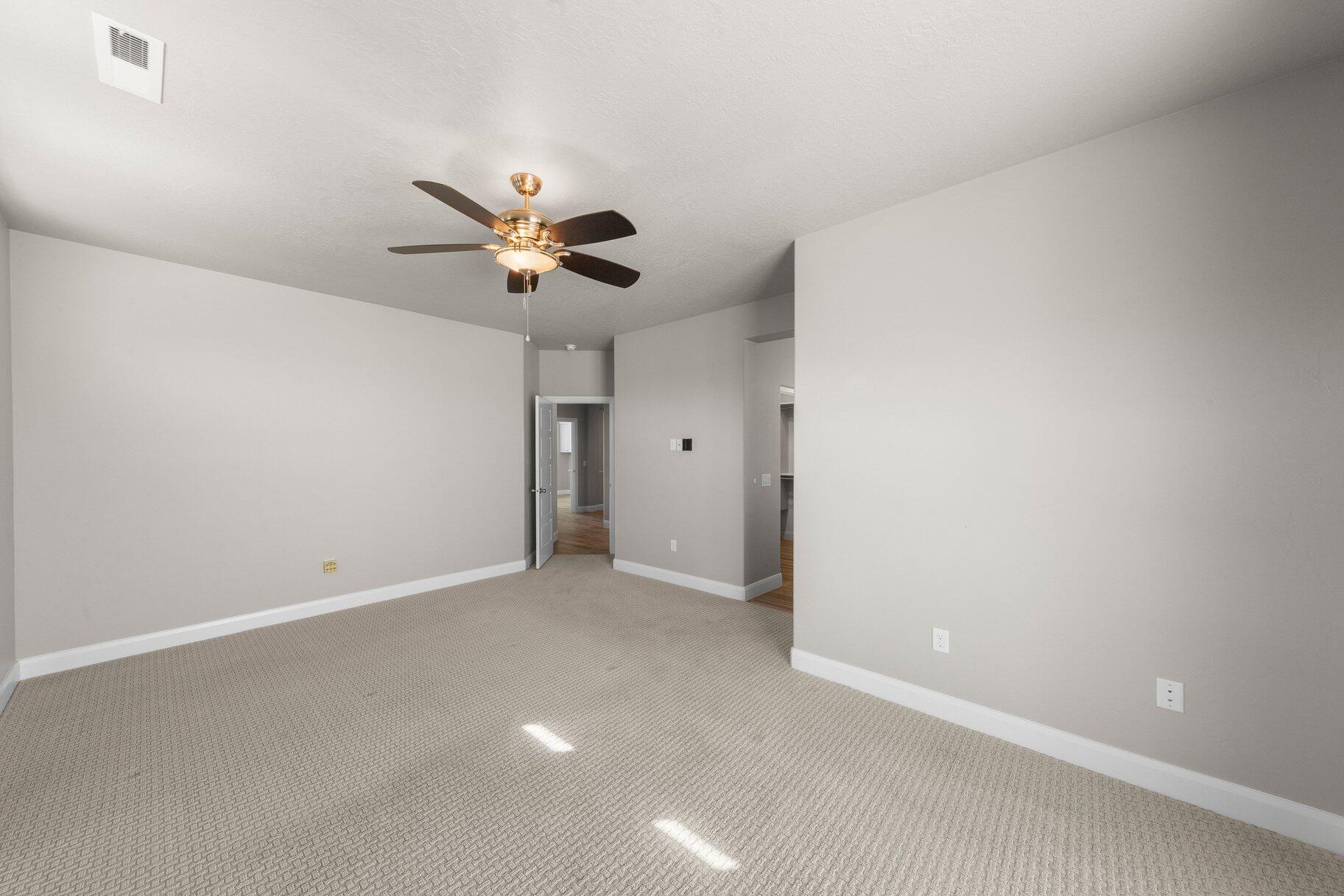 HIGHLAND PARK AT THE CORAL CANYON - Residential