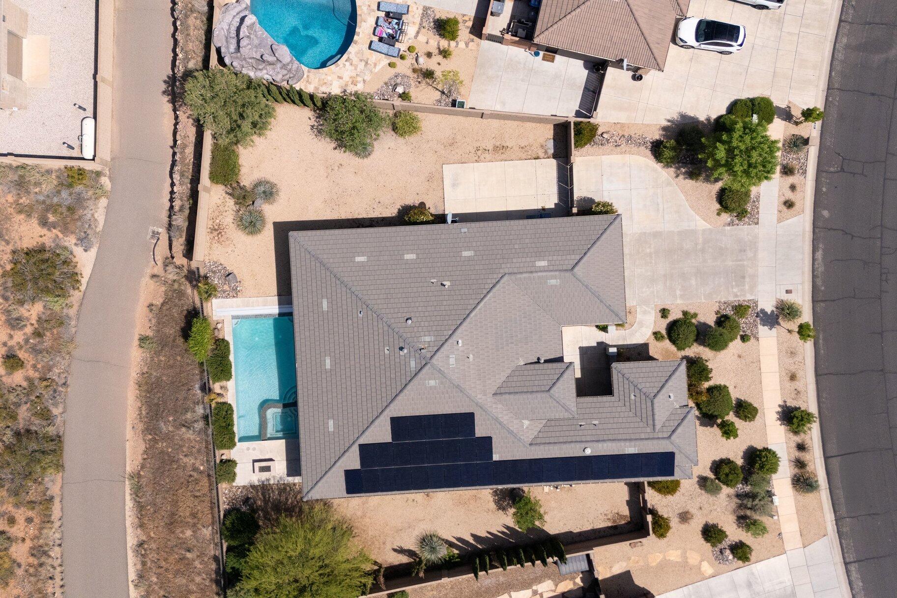 HIGHLAND PARK AT THE CORAL CANYON - Residential