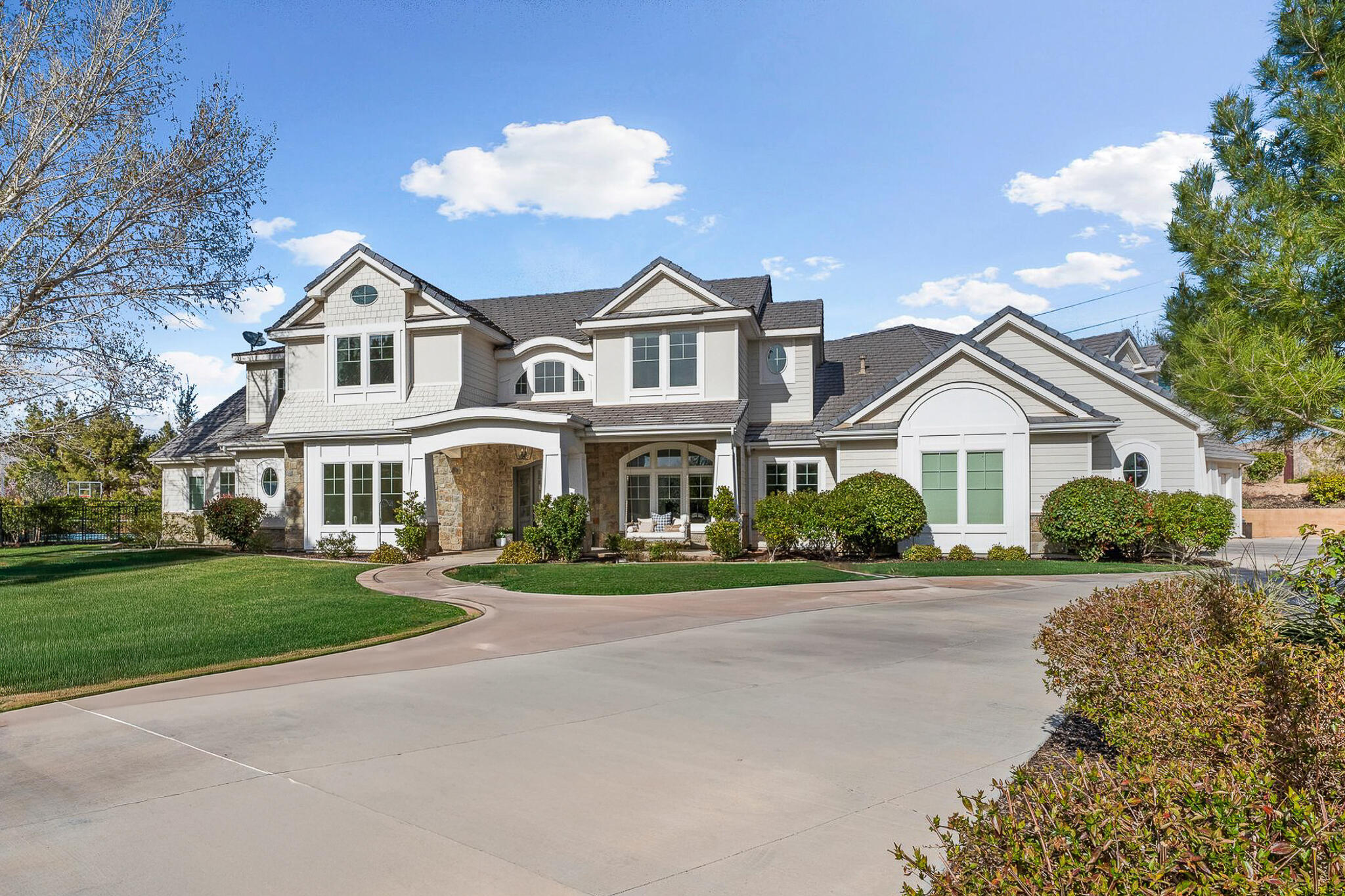 OLD FARM ESTATES - Residential