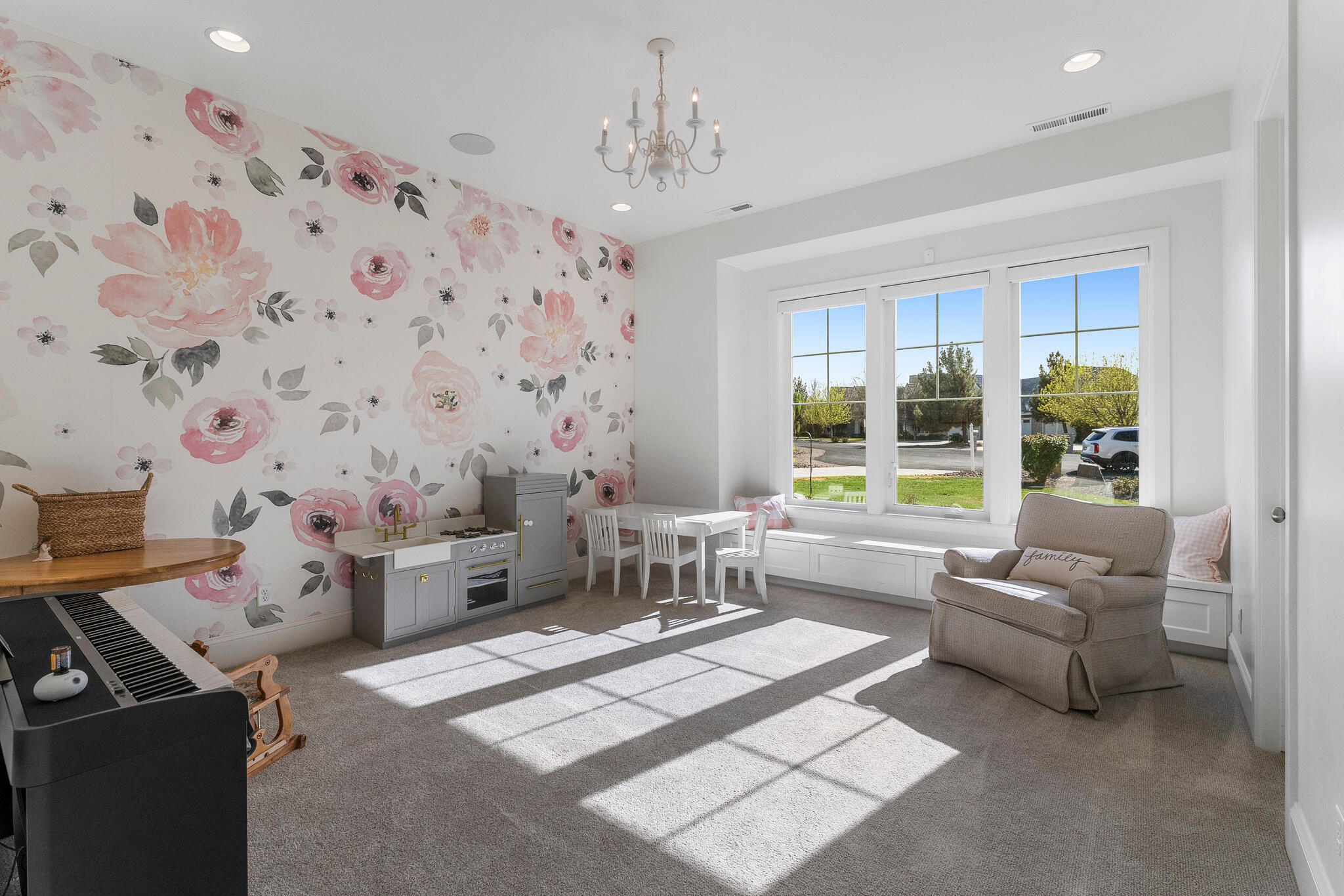 OLD FARM ESTATES - Residential